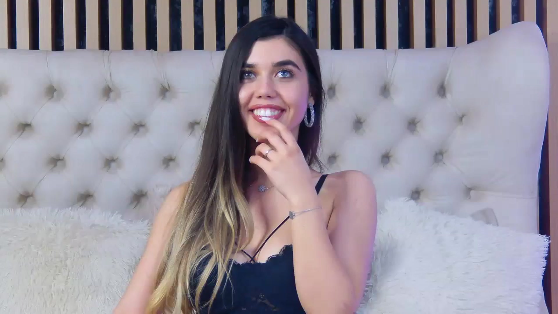 Gallery image thumbnail from ClaireJenner's myfreecams stream on, 02/04/2024, 11:49 image 20 of 20