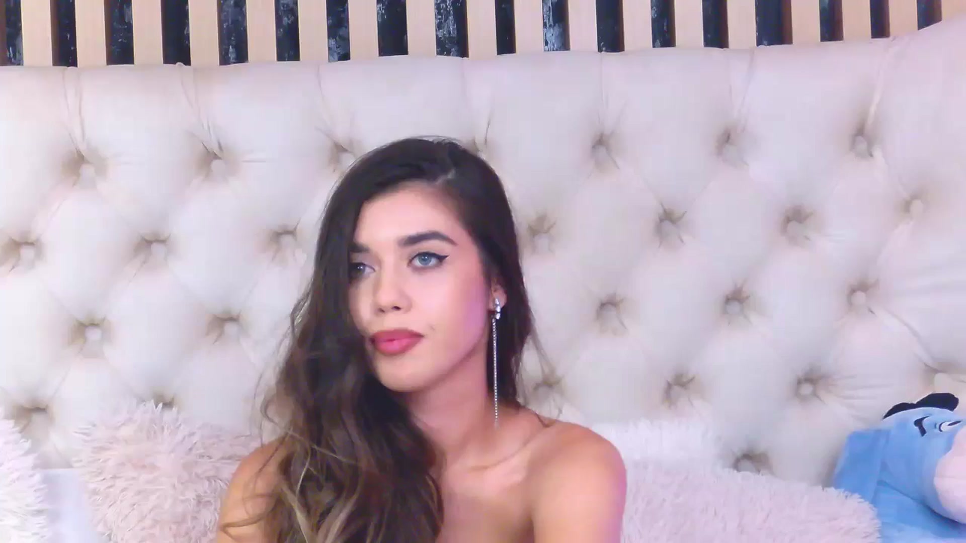 Gallery image thumbnail from ClaireJenner's myfreecams stream on, 06/24/2024, 11:13 image 1 of 20