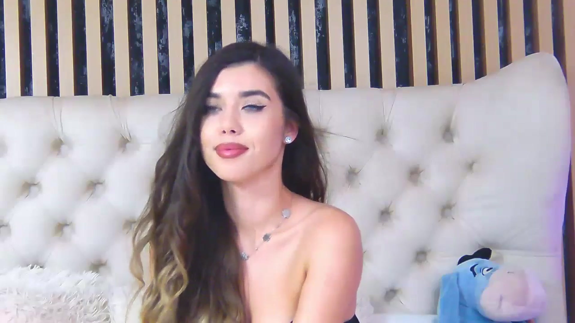 Gallery image thumbnail from ClaireJenner's myfreecams stream on, 06/25/2024, 09:33 image 12 of 20