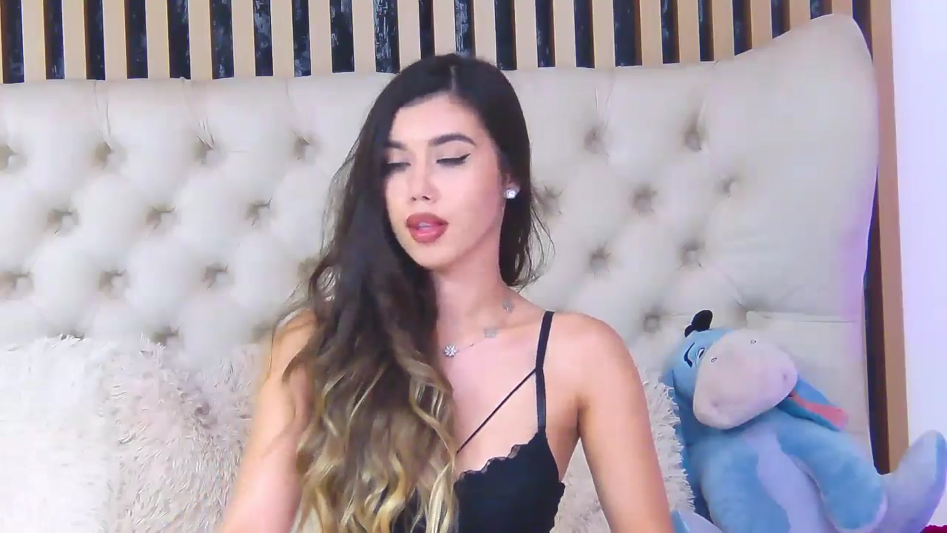 Gallery image thumbnail from ClaireJenner's myfreecams stream on, 06/25/2024, 12:26 image 4 of 20
