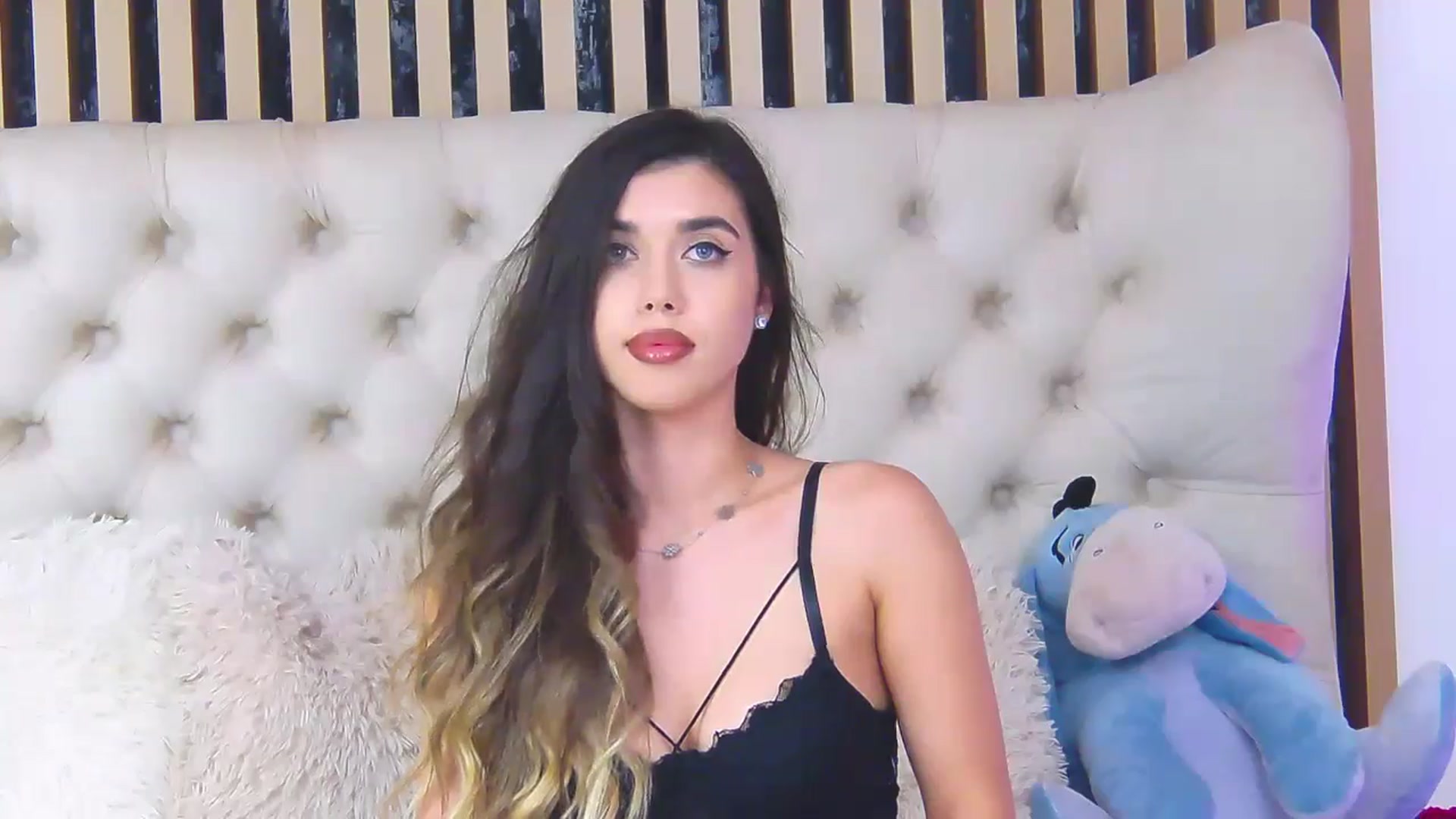 Gallery image thumbnail from ClaireJenner's myfreecams stream on, 06/25/2024, 12:26 image 2 of 20