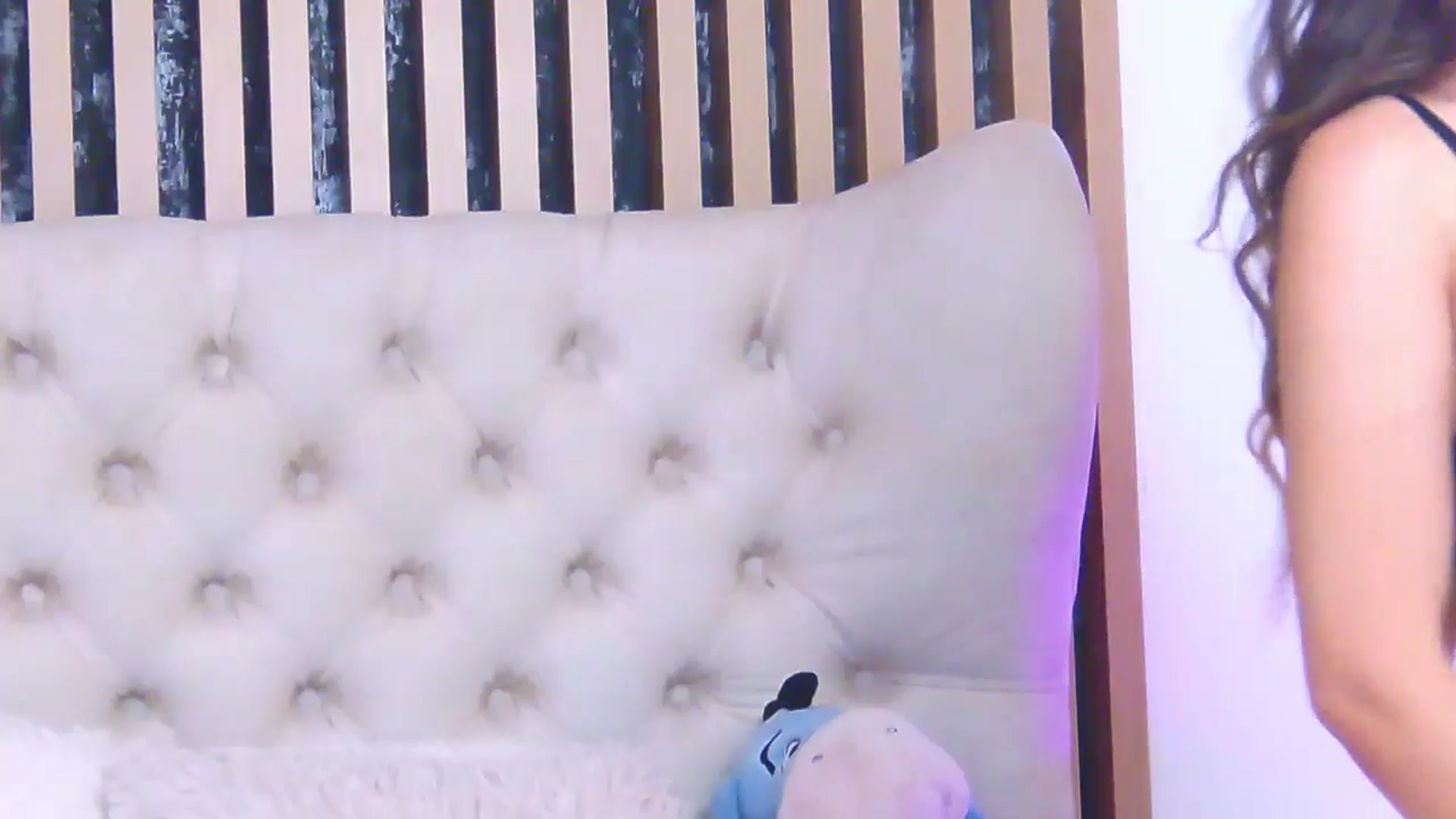 Gallery image thumbnail from ClaireJenner's myfreecams stream on, 06/25/2024, 13:28 image 6 of 20
