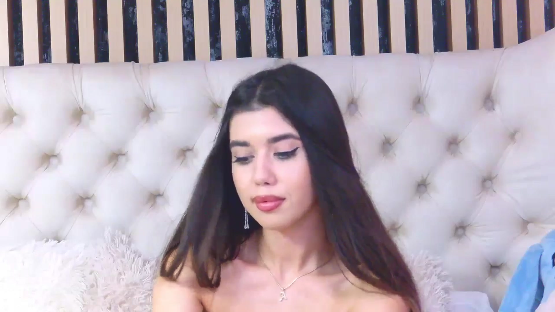 Gallery image thumbnail from ClaireJenner's myfreecams stream on, 06/27/2024, 13:41 image 6 of 20