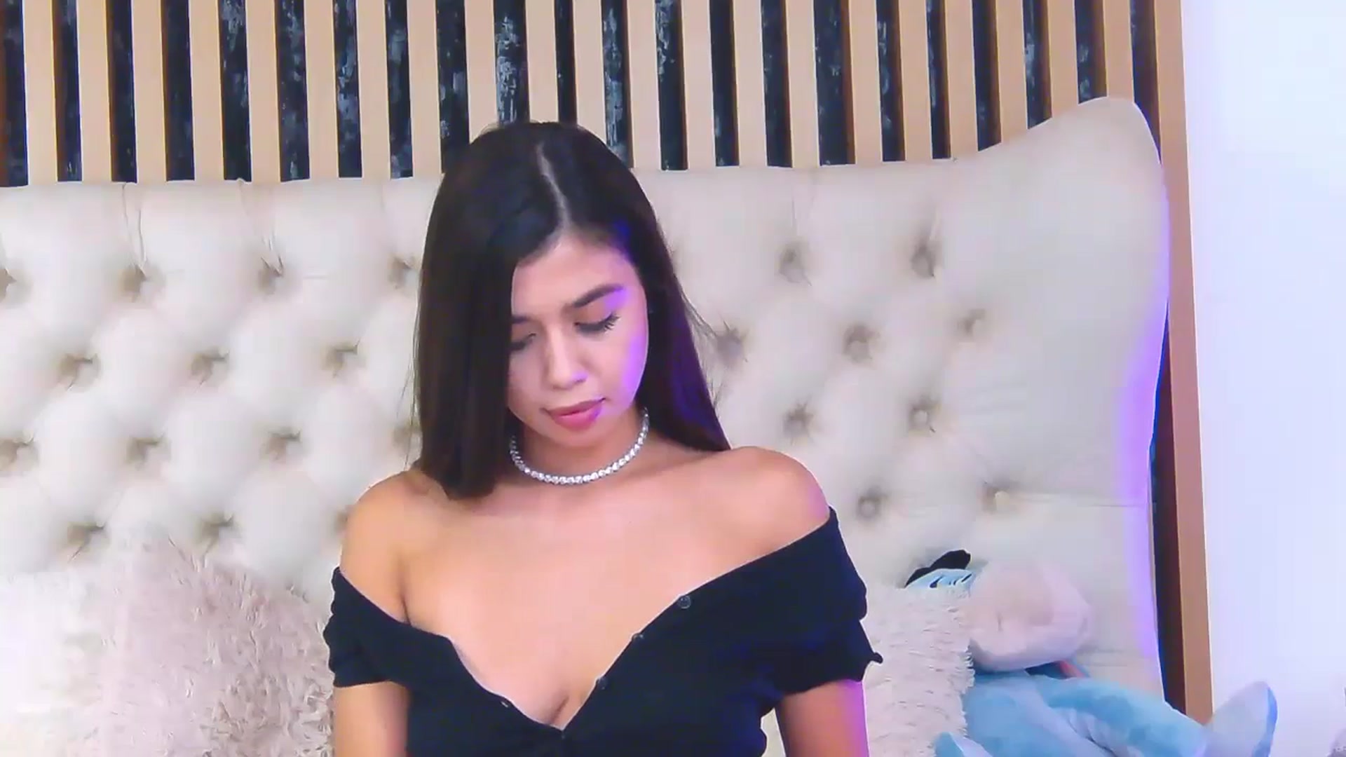 Gallery image thumbnail from ClaireJenner's myfreecams stream on, 07/23/2024, 08:19 image 12 of 20