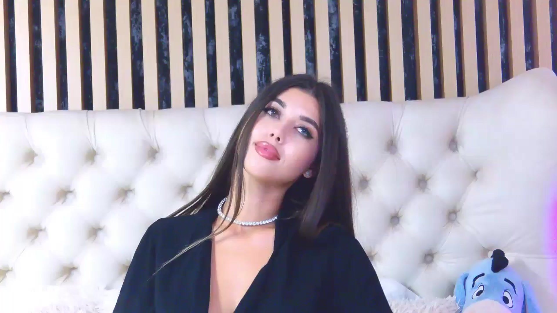 Gallery image thumbnail from ClaireJenner's myfreecams stream on, 08/13/2024, 09:21 image 17 of 20