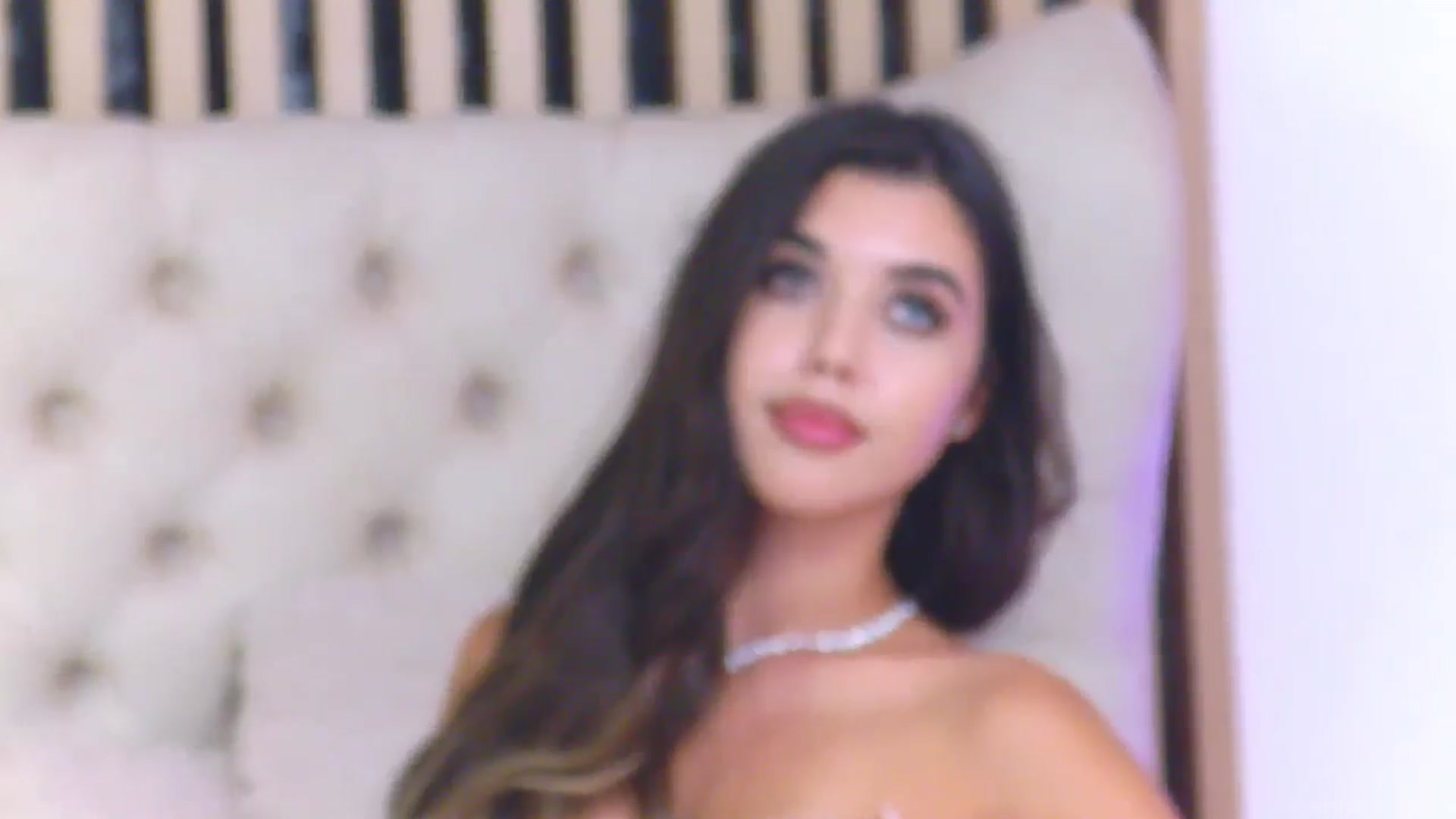 Gallery image thumbnail from ClaireJenner's myfreecams stream on, 08/28/2024, 10:28 image 8 of 20