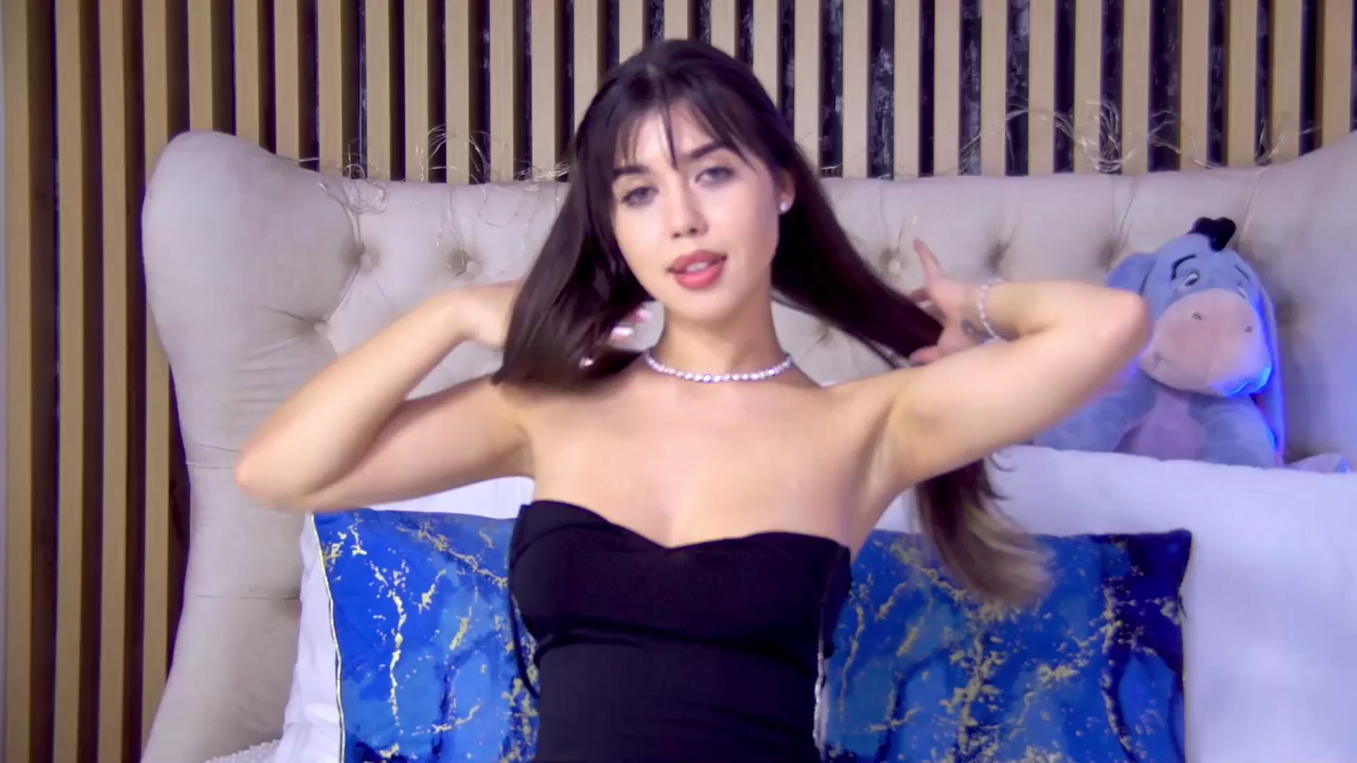 Gallery image thumbnail from ClaireJenner's myfreecams stream on, 01/27/2025, 15:53 image 17 of 20