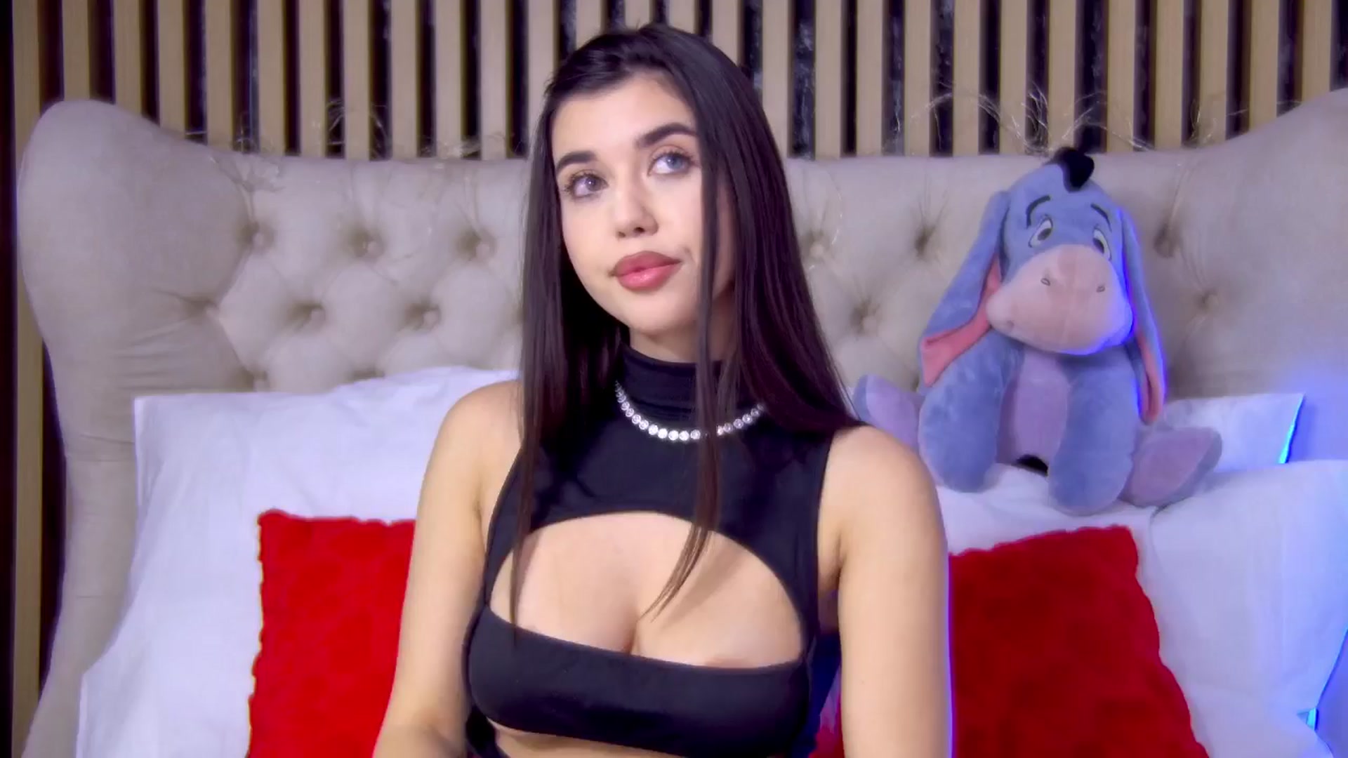 Gallery image thumbnail from ClaireJenner's myfreecams stream on, 02/17/2025, 10:47 image 7 of 20