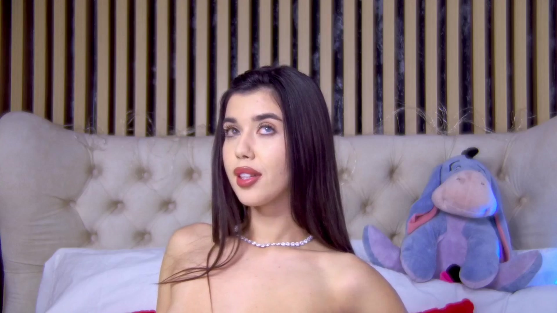 Gallery image thumbnail from ClaireJenner's myfreecams stream on, 02/18/2025, 15:08 image 3 of 20