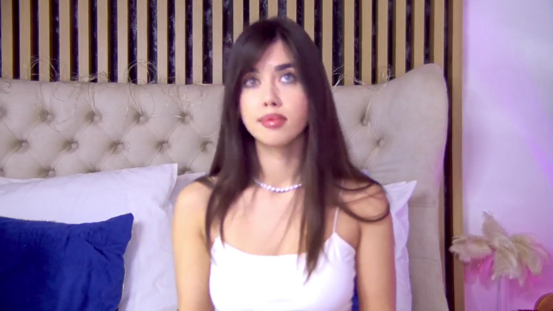 Gallery image thumbnail from ClaireJenner's myfreecams stream on, 03/13/2025, 05:52 image 7 of 20