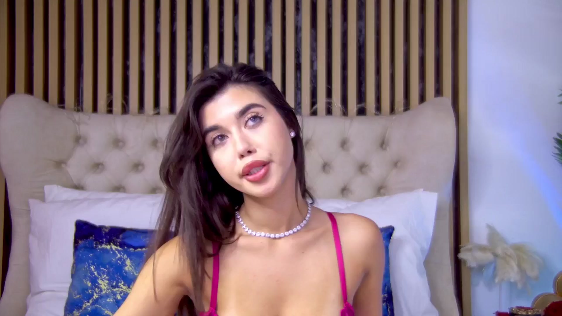Gallery image thumbnail from ClaireJenner's myfreecams stream on, 04/05/2025, 12:19 image 9 of 20