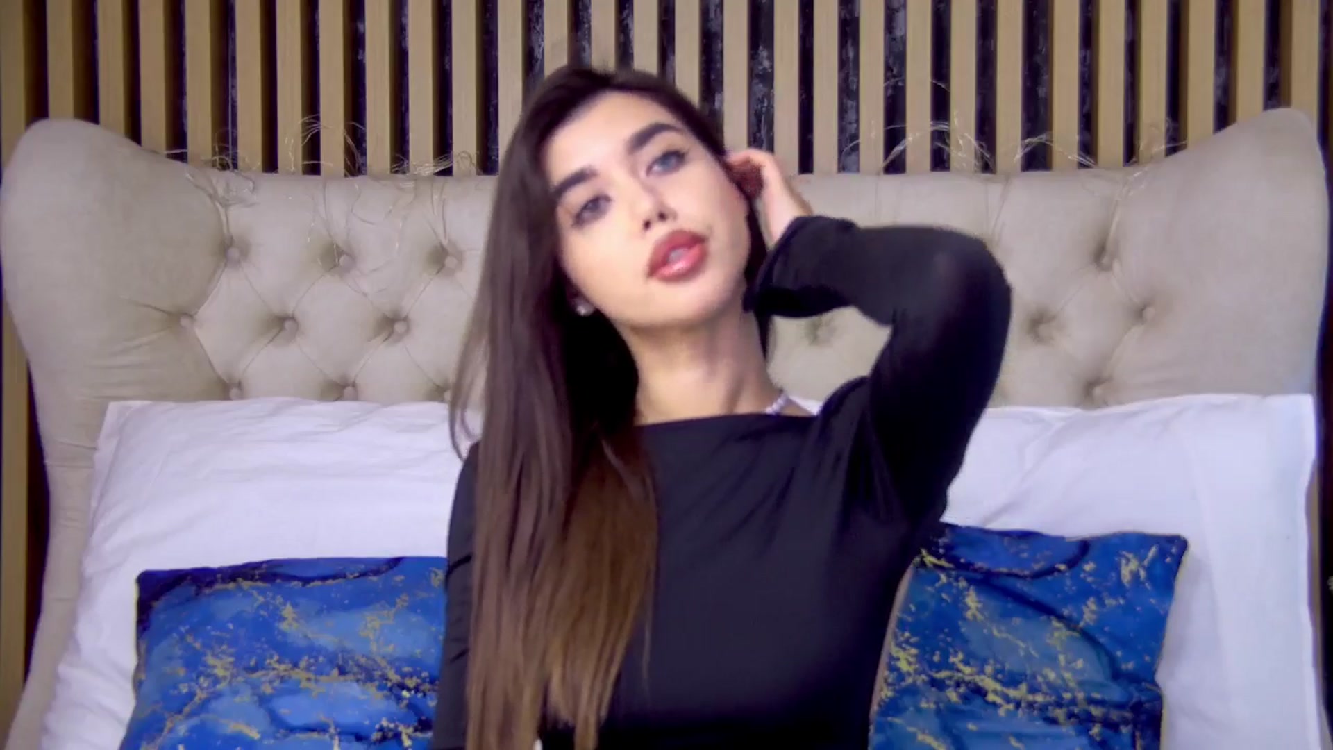 Gallery image thumbnail from ClaireJenner's myfreecams stream on, 04/12/2025, 10:20 image 7 of 20
