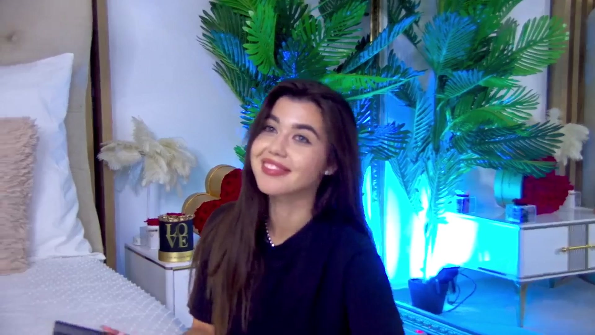 Gallery image thumbnail from ClaireJenner's myfreecams stream on, 04/15/2025, 13:23 image 15 of 20