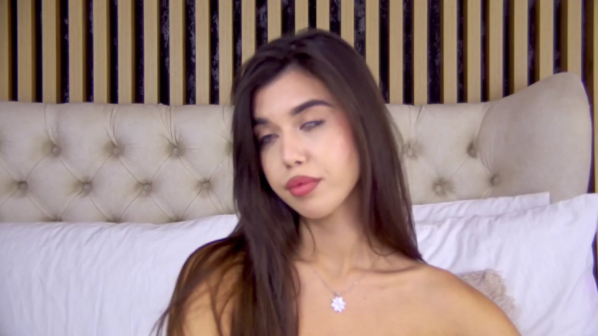 Gallery image thumbnail from ClaireJenner's myfreecams stream on, 05/14/2025, 09:17 image 9 of 20