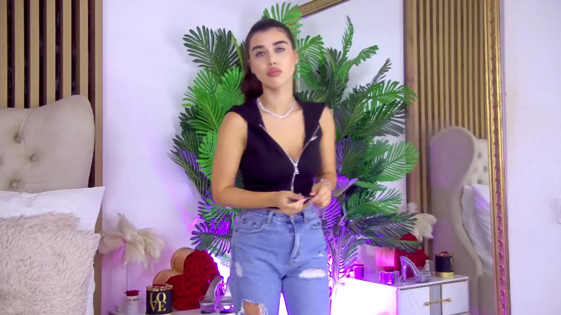 Gallery image thumbnail from ClaireJenner's myfreecams stream on, 05/30/2025, 08:28 image 13 of 20