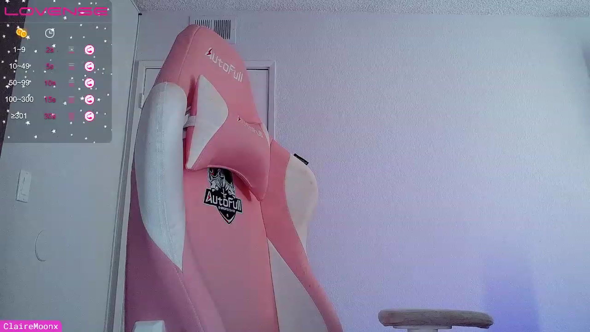 Gallery image thumbnail from ClaireMoonx's myfreecams stream on, 04/16/2023, 01:07 image 15 of 20