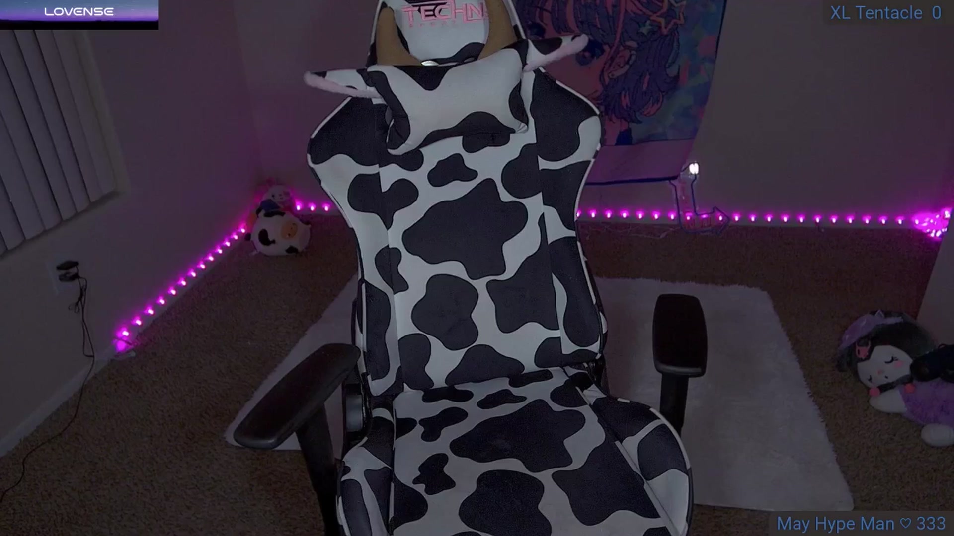 Gallery image thumbnail from ClaireMoonx's myfreecams stream on, 05/21/2025, 10:21 image 13 of 20