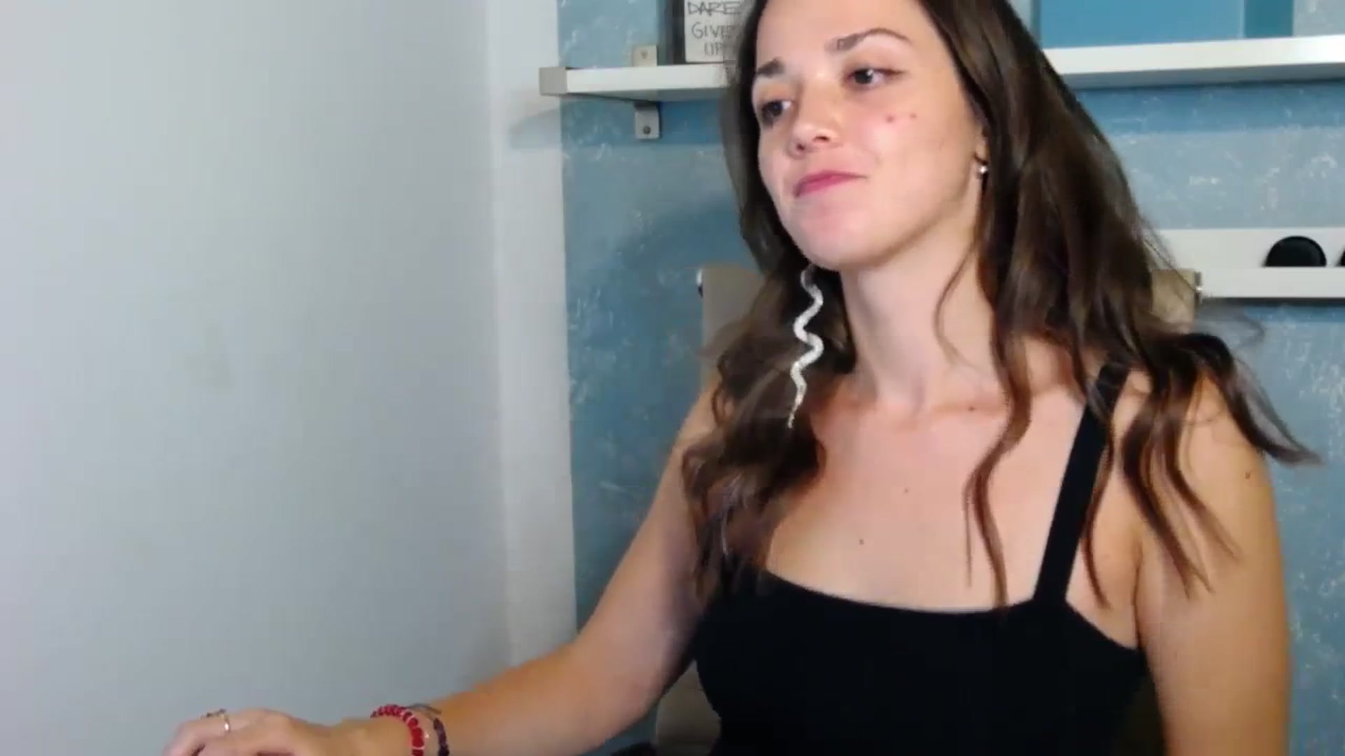 Gallery image thumbnail from ClaraCielo's myfreecams stream on, 09/15/2023, 19:33 image 13 of 20