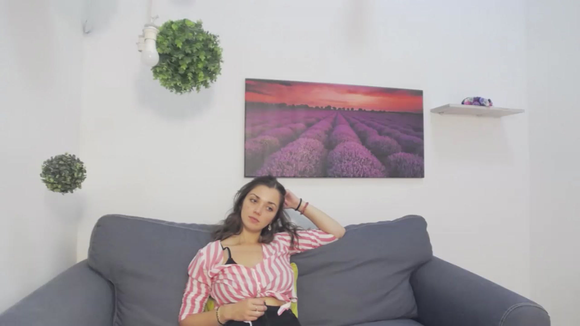 Gallery image thumbnail from ClaraCielo's myfreecams stream on, 09/16/2023, 14:25 image 15 of 20