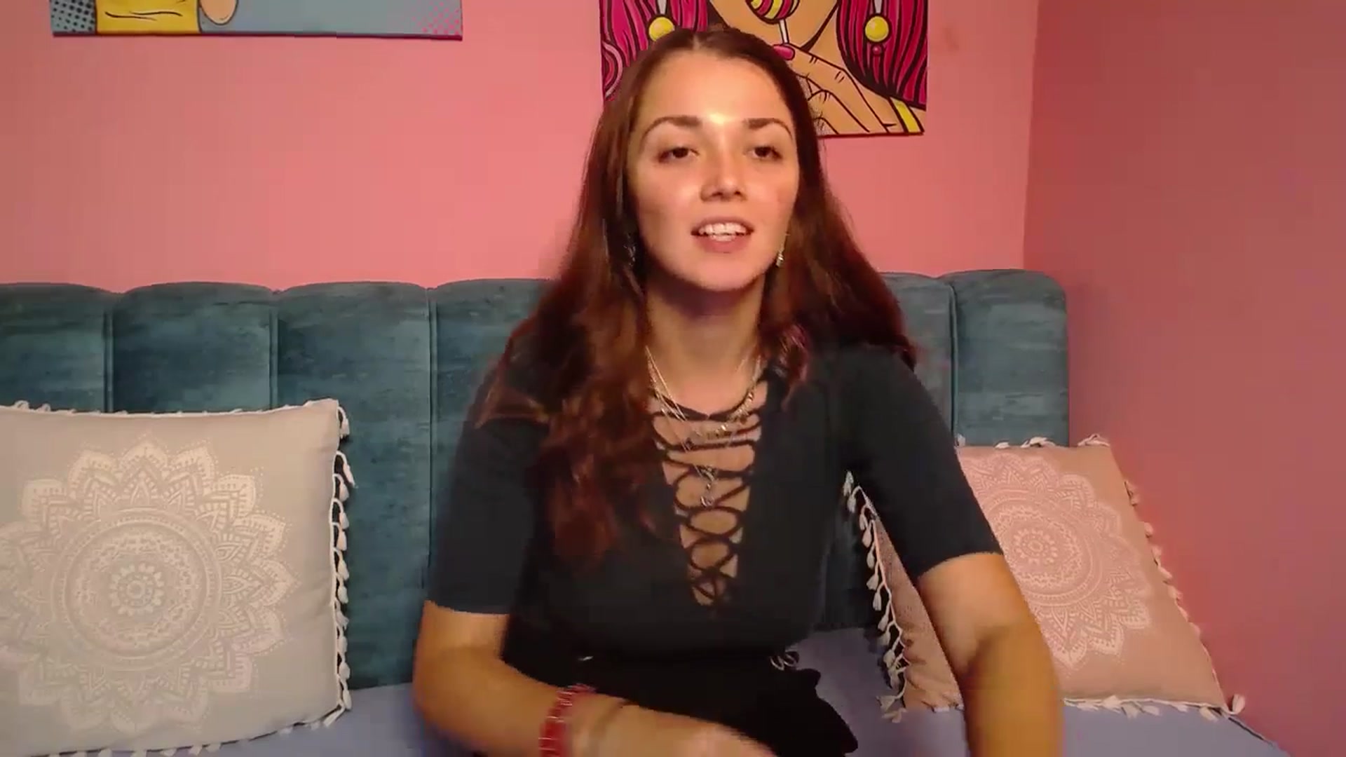 Gallery image thumbnail from ClaraCielo's myfreecams stream on, 09/20/2023, 13:40 image 2 of 20