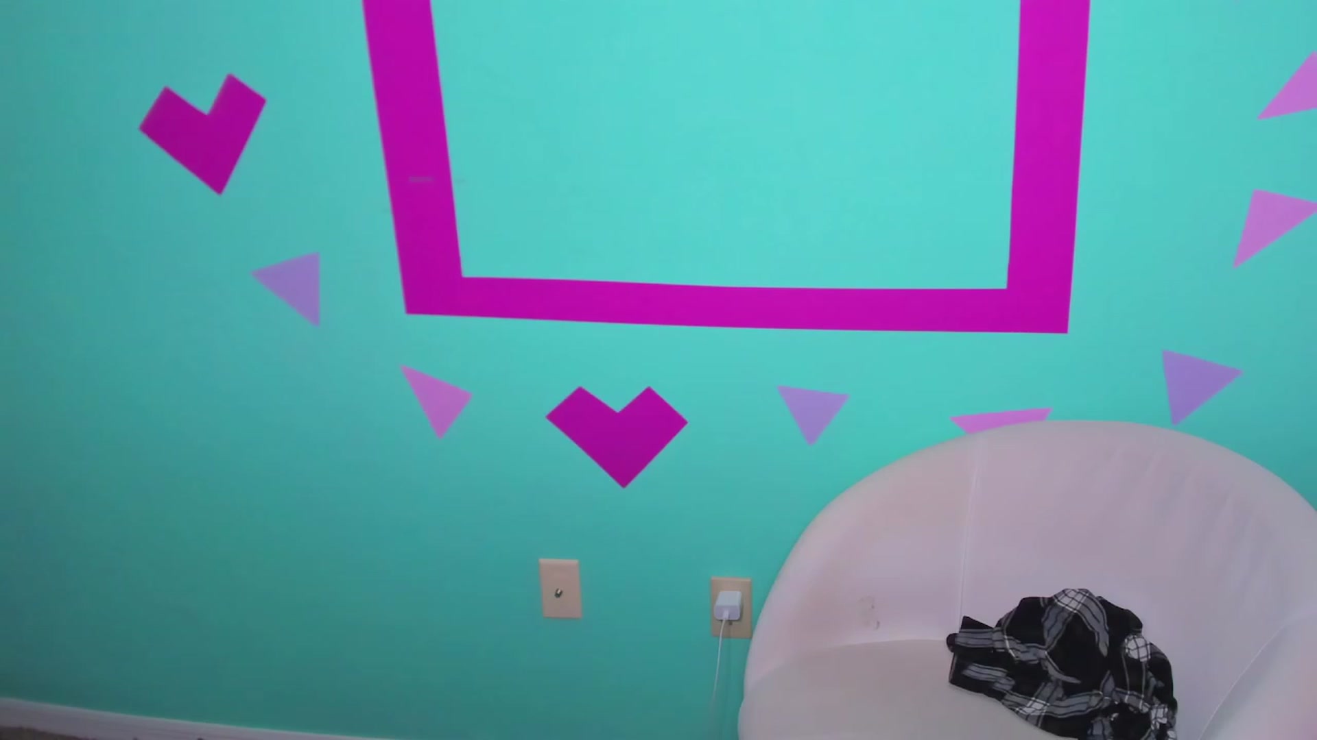 Gallery image thumbnail from ClaraKitty's myfreecams stream on, 11/19/2022, 02:36 image 9 of 20