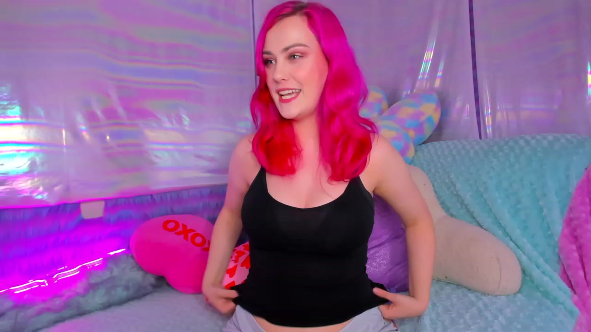 Gallery image thumbnail from ClaraKitty's myfreecams stream on, 11/26/2022, 02:20 image 7 of 20