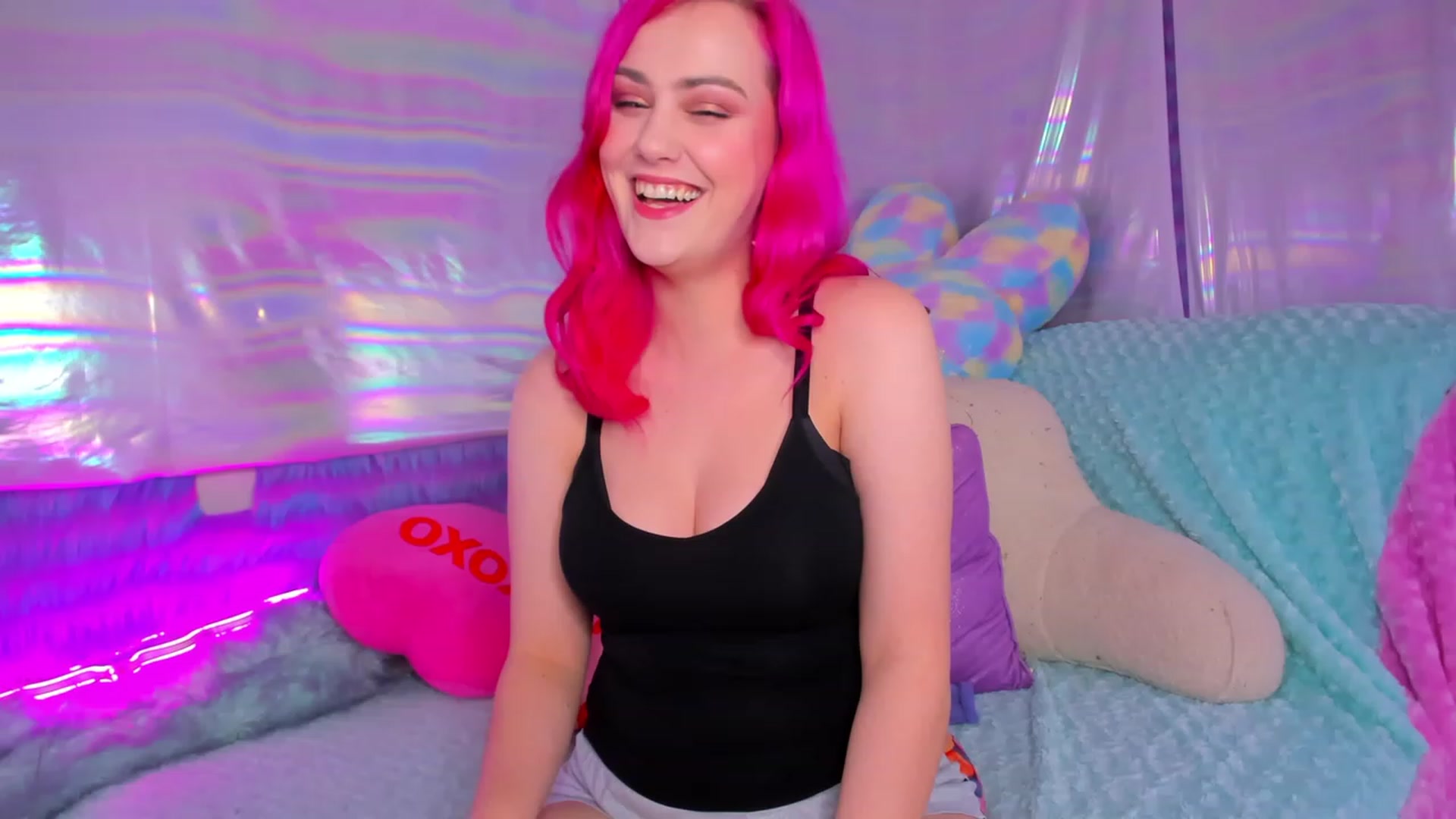 Gallery image thumbnail from ClaraKitty's myfreecams stream on, 11/26/2022, 02:20 image 12 of 20