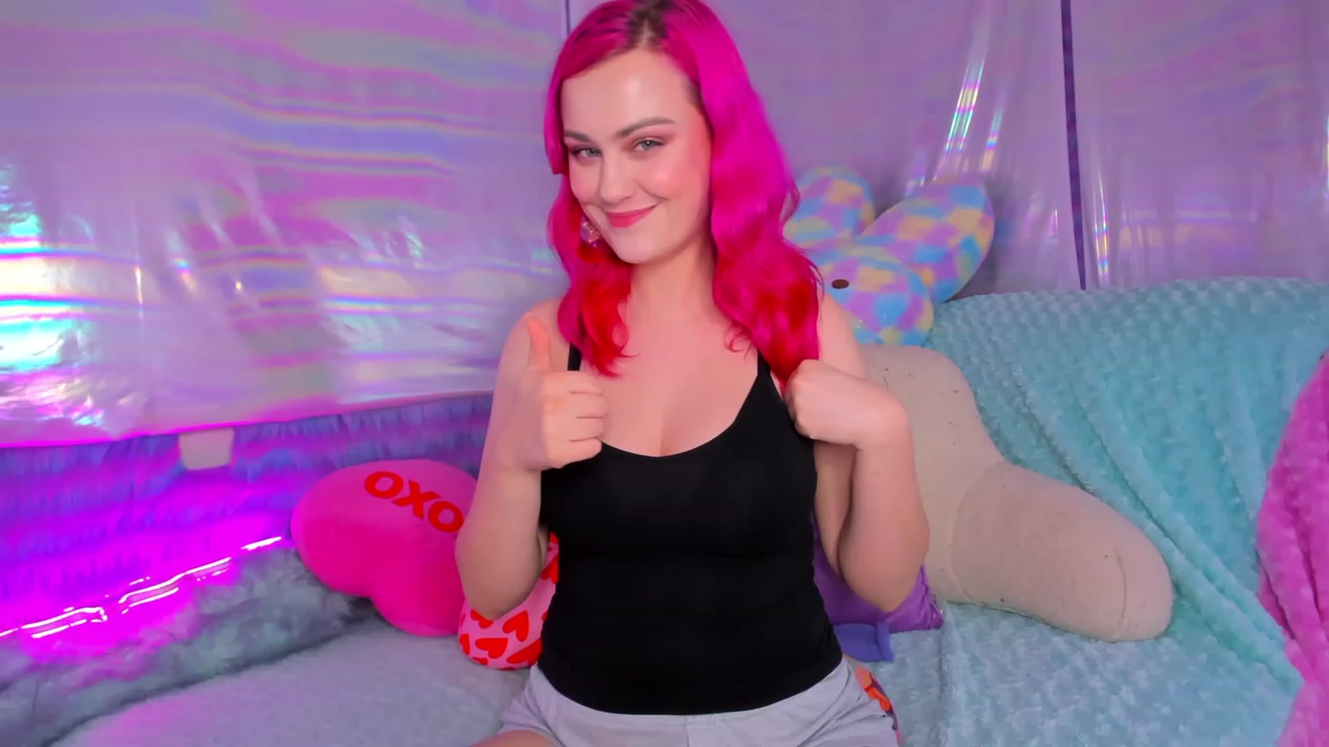 Gallery image thumbnail from ClaraKitty's myfreecams stream on, 11/26/2022, 02:20 image 14 of 20