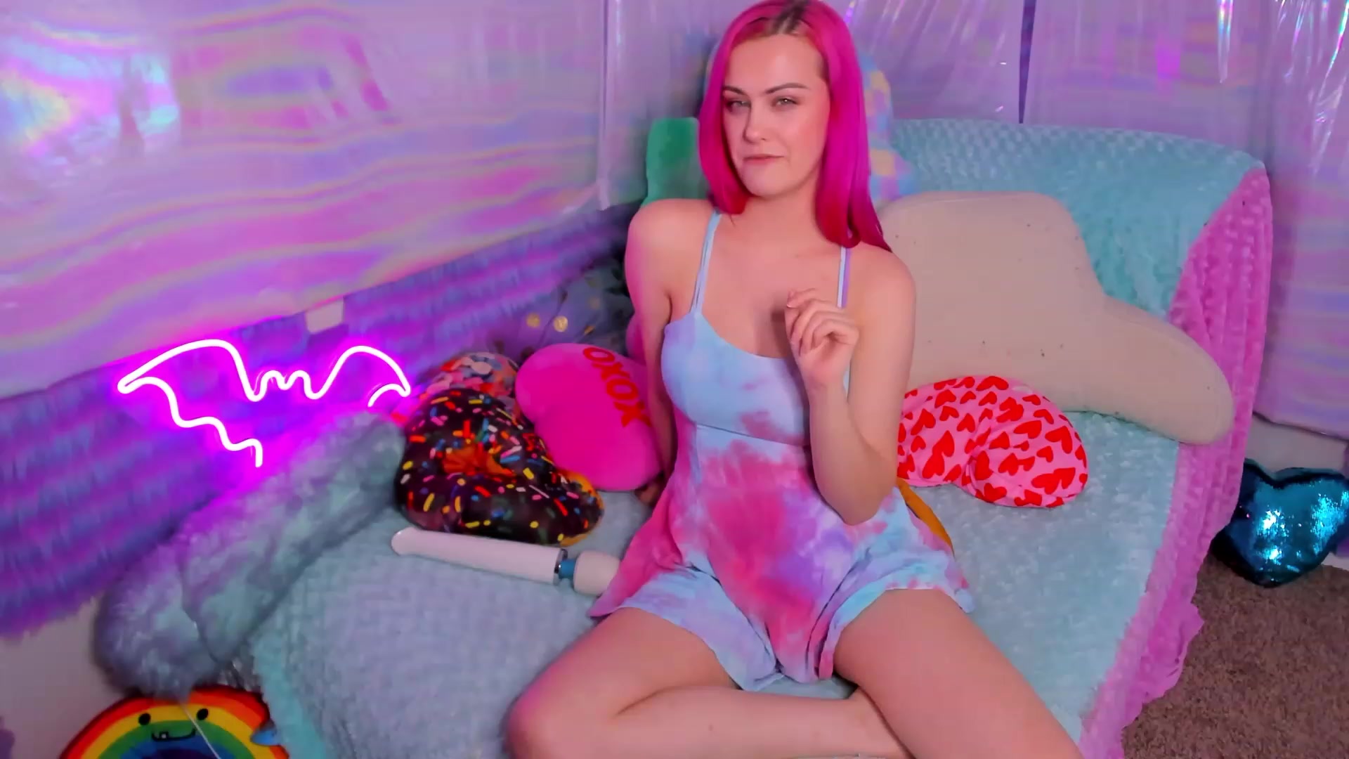 Gallery image thumbnail from ClaraKitty's myfreecams stream on, 04/07/2023, 04:02 image 5 of 20