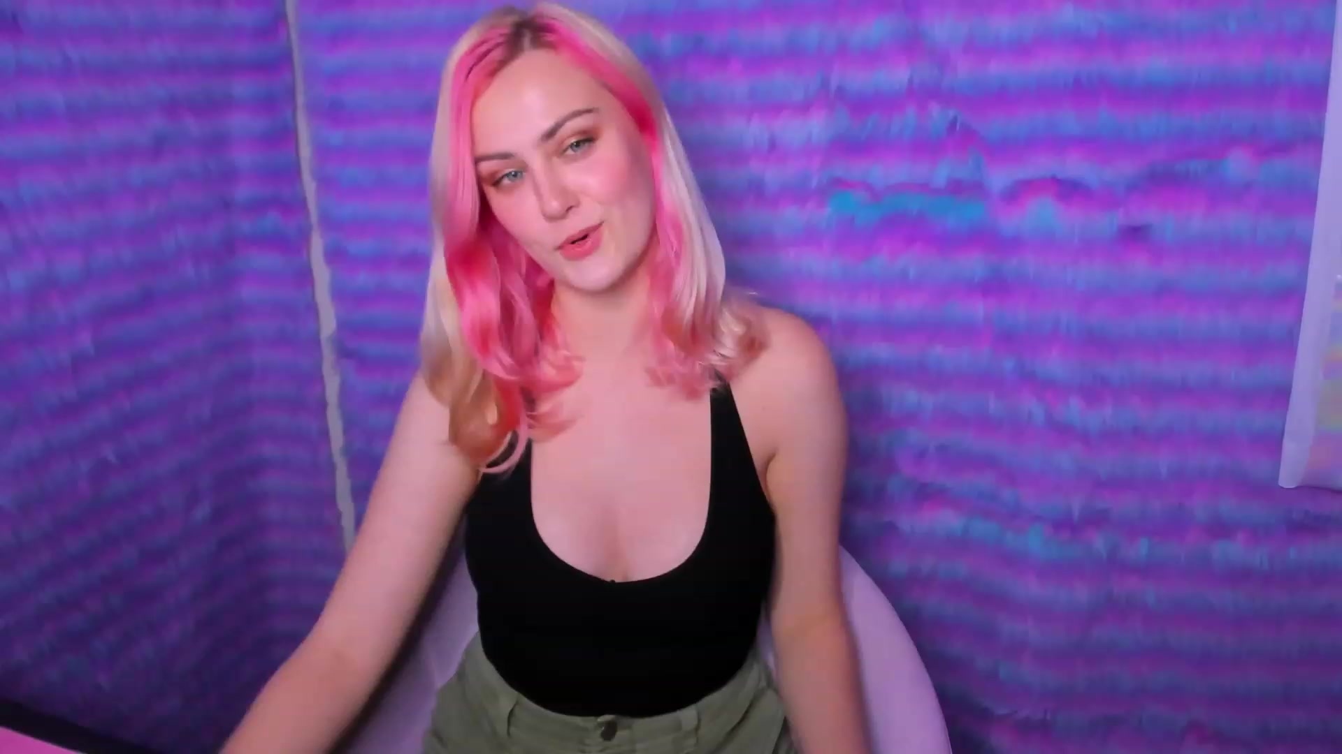 Gallery image thumbnail from ClaraKitty's myfreecams stream on, 06/09/2023, 03:04 image 2 of 20