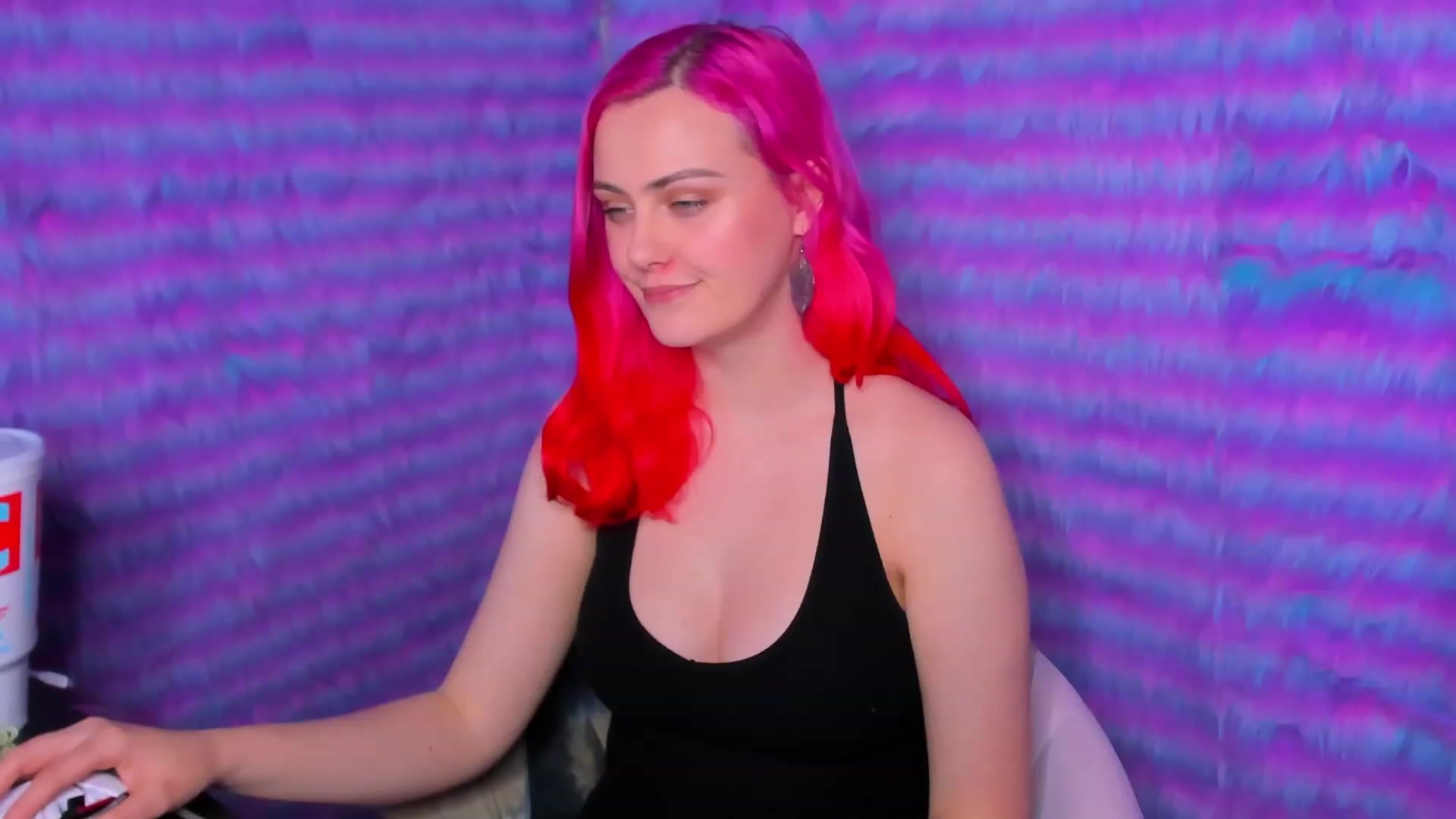 Gallery image thumbnail from ClaraKitty's myfreecams stream on, 02/05/2024, 04:09 image 16 of 20