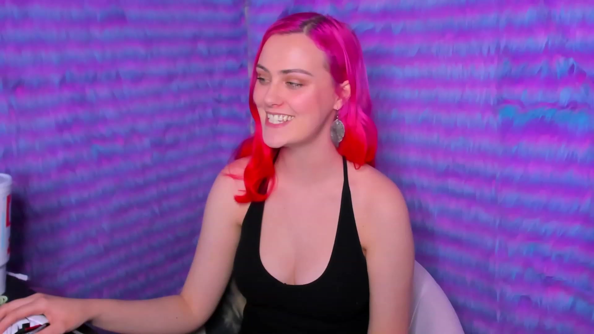 Gallery image thumbnail from ClaraKitty's myfreecams stream on, 02/05/2024, 04:09 image 18 of 20