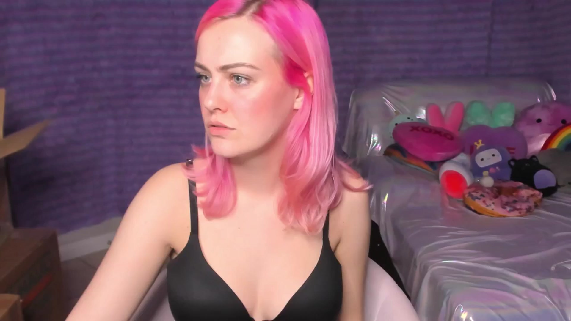 Gallery image thumbnail from ClaraKitty's myfreecams stream on, 09/01/2024, 02:05 image 14 of 20