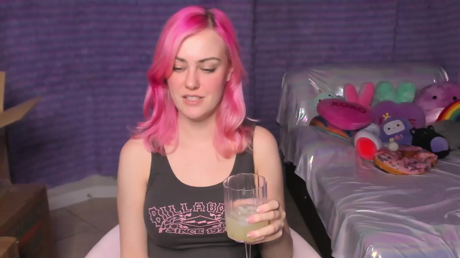 Gallery image thumbnail from ClaraKitty's myfreecams stream on, 09/01/2024, 02:05 image 6 of 20