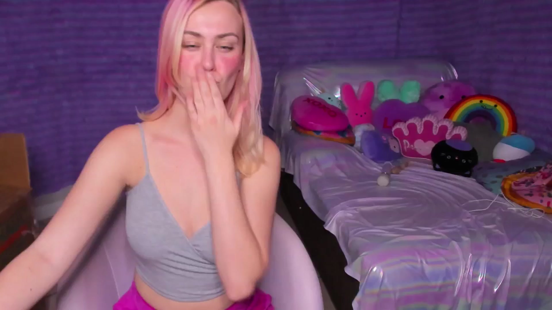Gallery image thumbnail from ClaraKitty's myfreecams stream on, 10/30/2024, 04:59 image 13 of 20