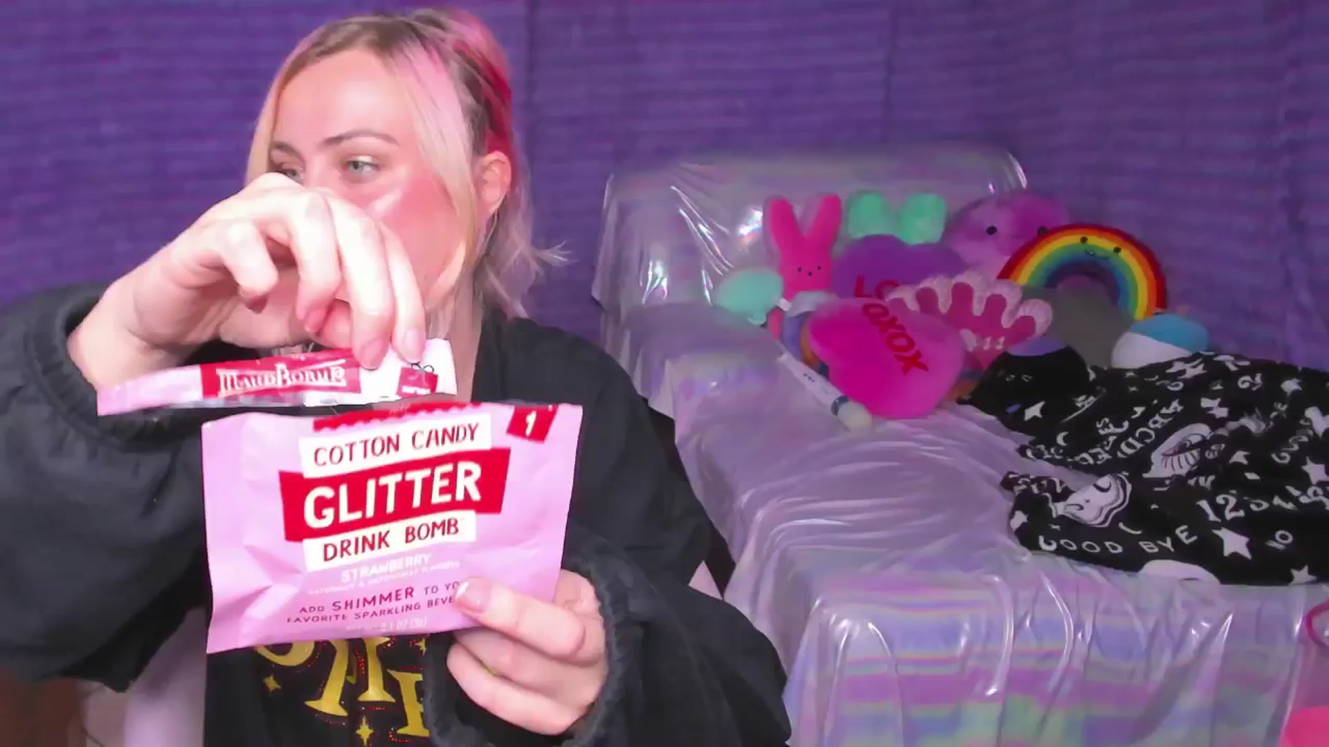 Gallery image thumbnail from ClaraKitty's myfreecams stream on, 11/01/2024, 05:33 image 13 of 20