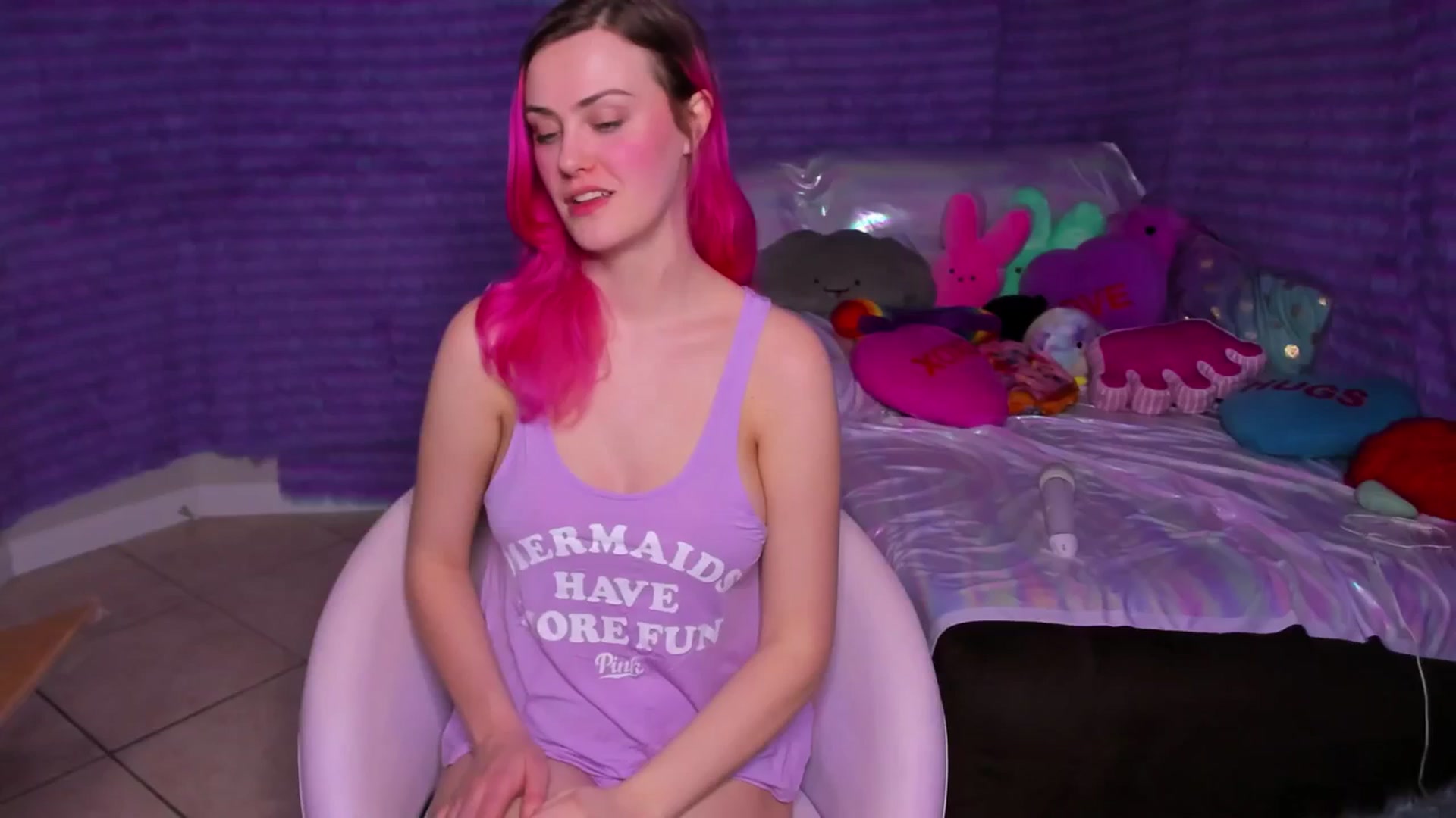 Gallery image thumbnail from ClaraKitty's myfreecams stream on, 03/19/2025, 06:20 image 12 of 20