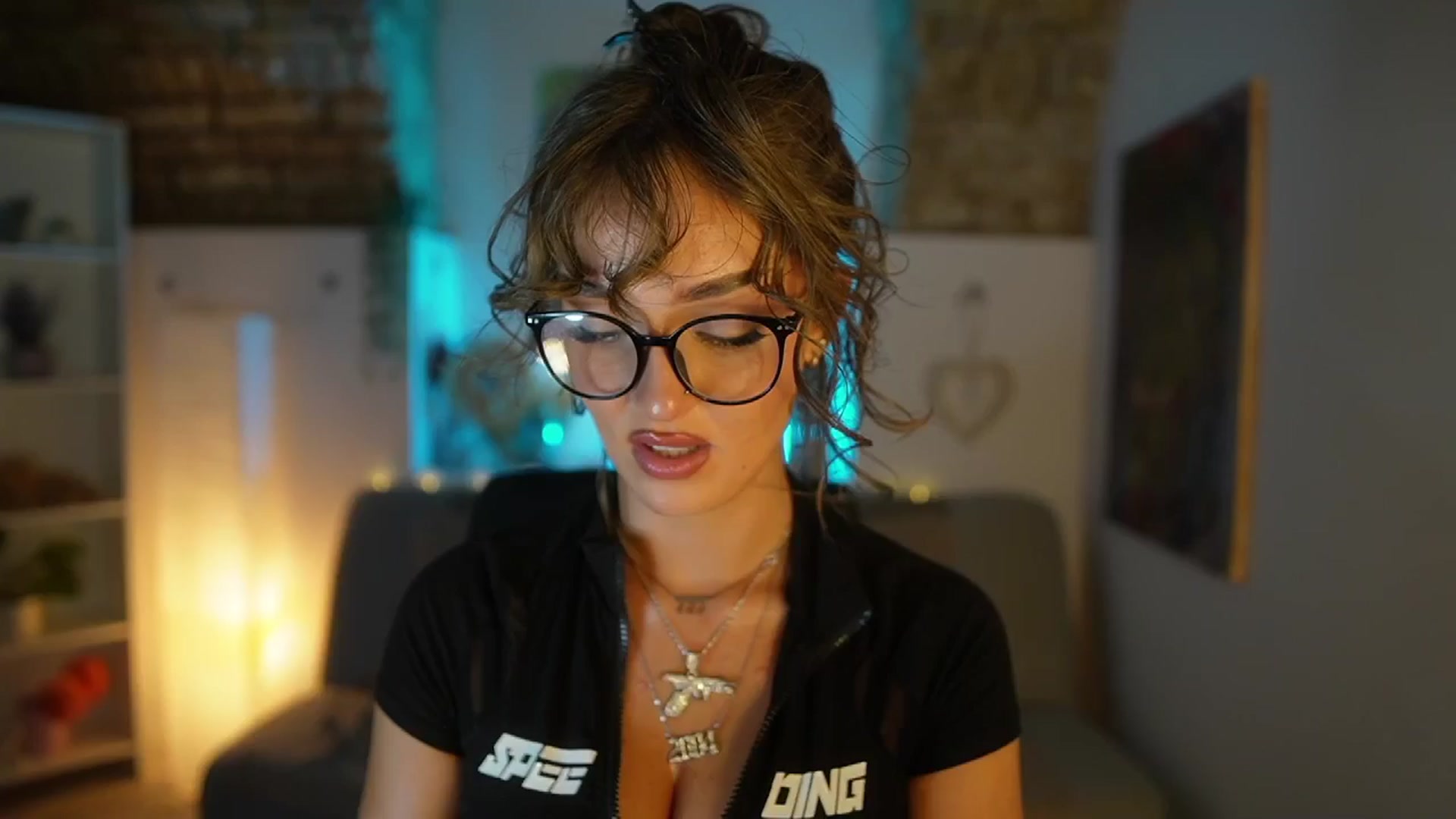 Gallery image thumbnail from Clara_Mia's myfreecams stream on, 02/13/2025, 01:15 image 11 of 20