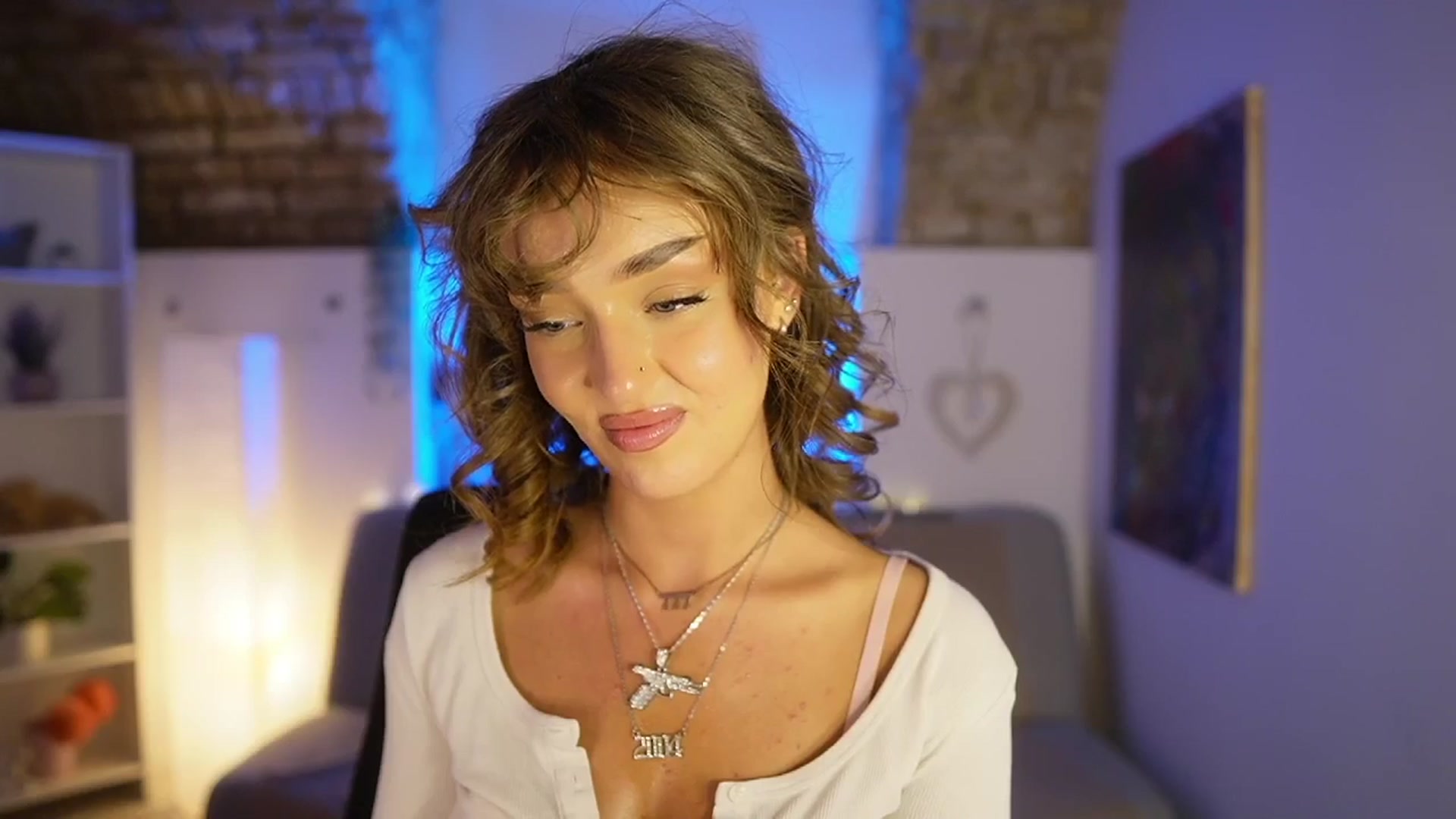 Gallery image thumbnail from Clara_Mia's myfreecams stream on, 02/13/2025, 20:54 image 4 of 20