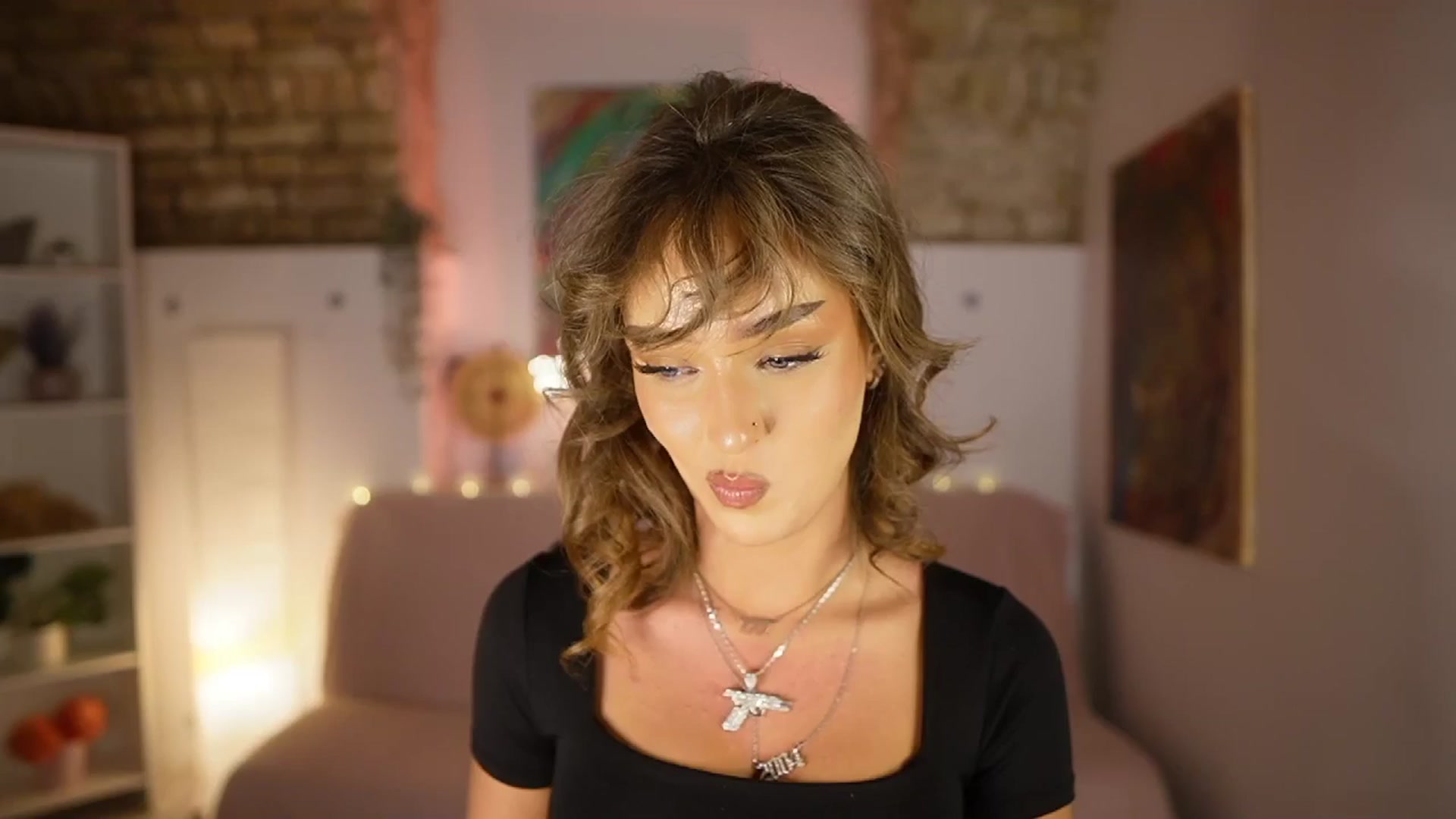 Gallery image thumbnail from Clara_Mia's myfreecams stream on, 02/25/2025, 23:06 image 6 of 20