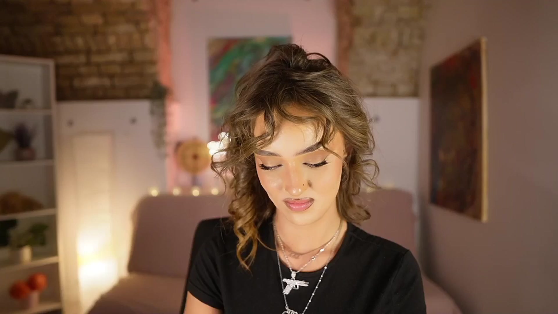 Gallery image thumbnail from Clara_Mia's myfreecams stream on, 02/27/2025, 20:21 image 11 of 20