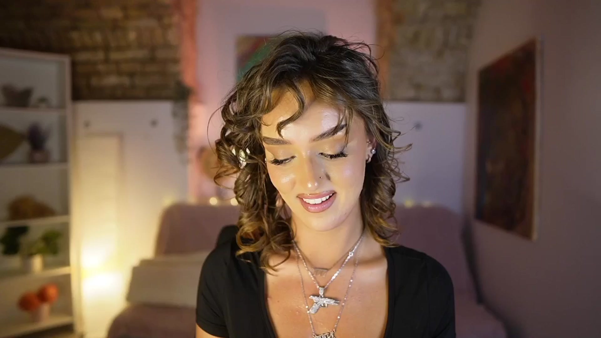 Gallery image thumbnail from Clara_Mia's myfreecams stream on, 03/02/2025, 04:38 image 4 of 20