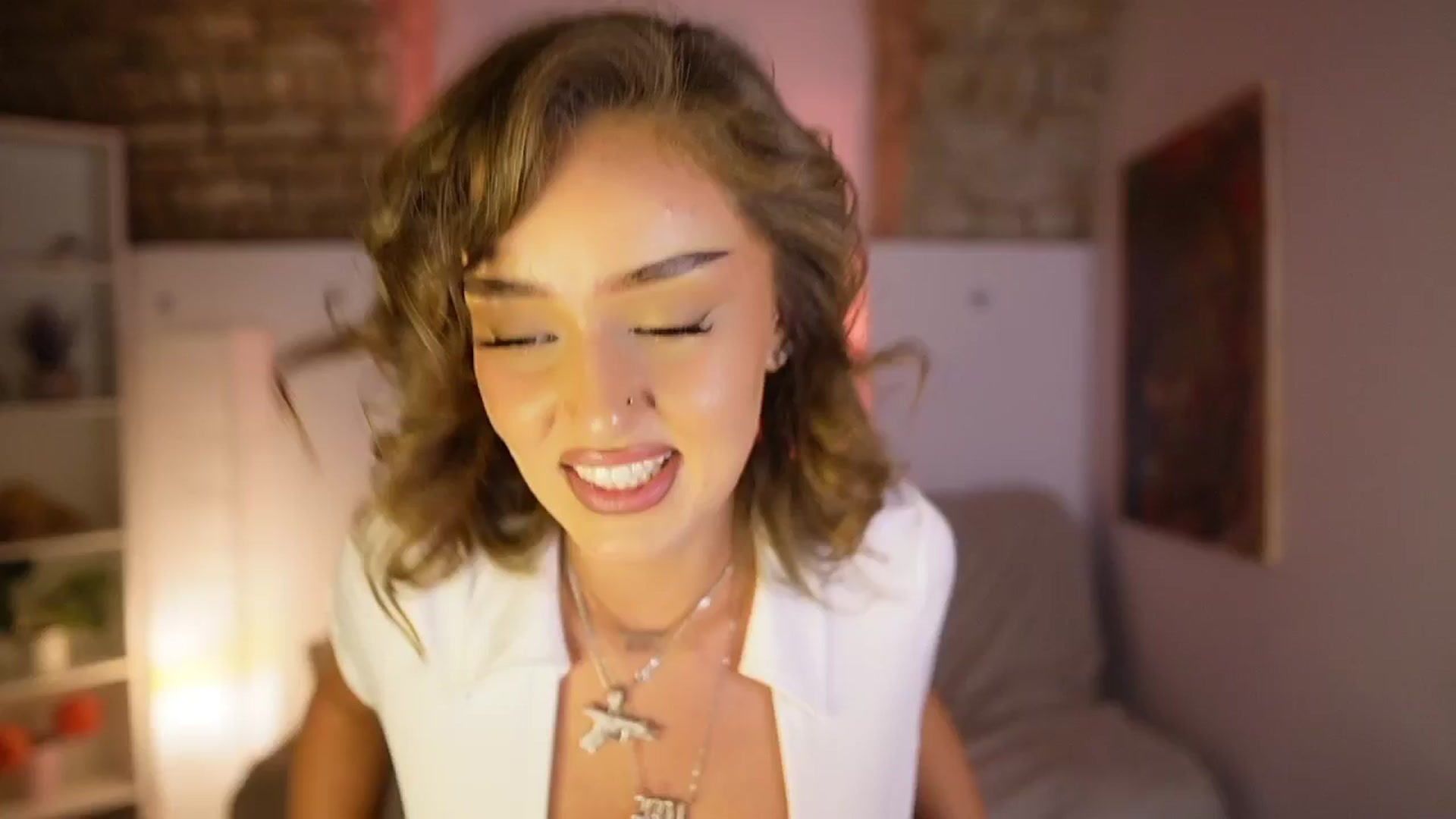 Gallery image thumbnail from Clara_Mia's myfreecams stream on, 03/20/2025, 23:29 image 13 of 20