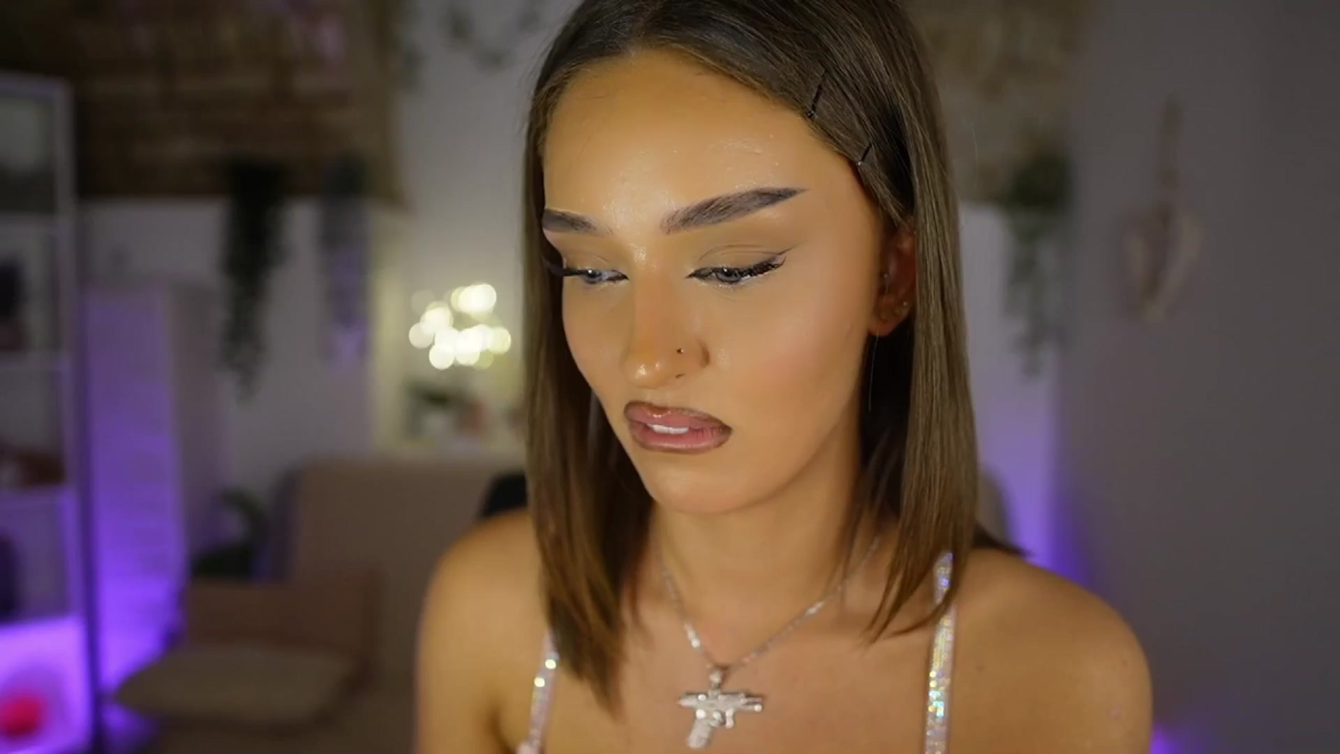 Gallery image thumbnail from Clara_Mia's myfreecams stream on, 06/03/2025, 19:56 image 20 of 20