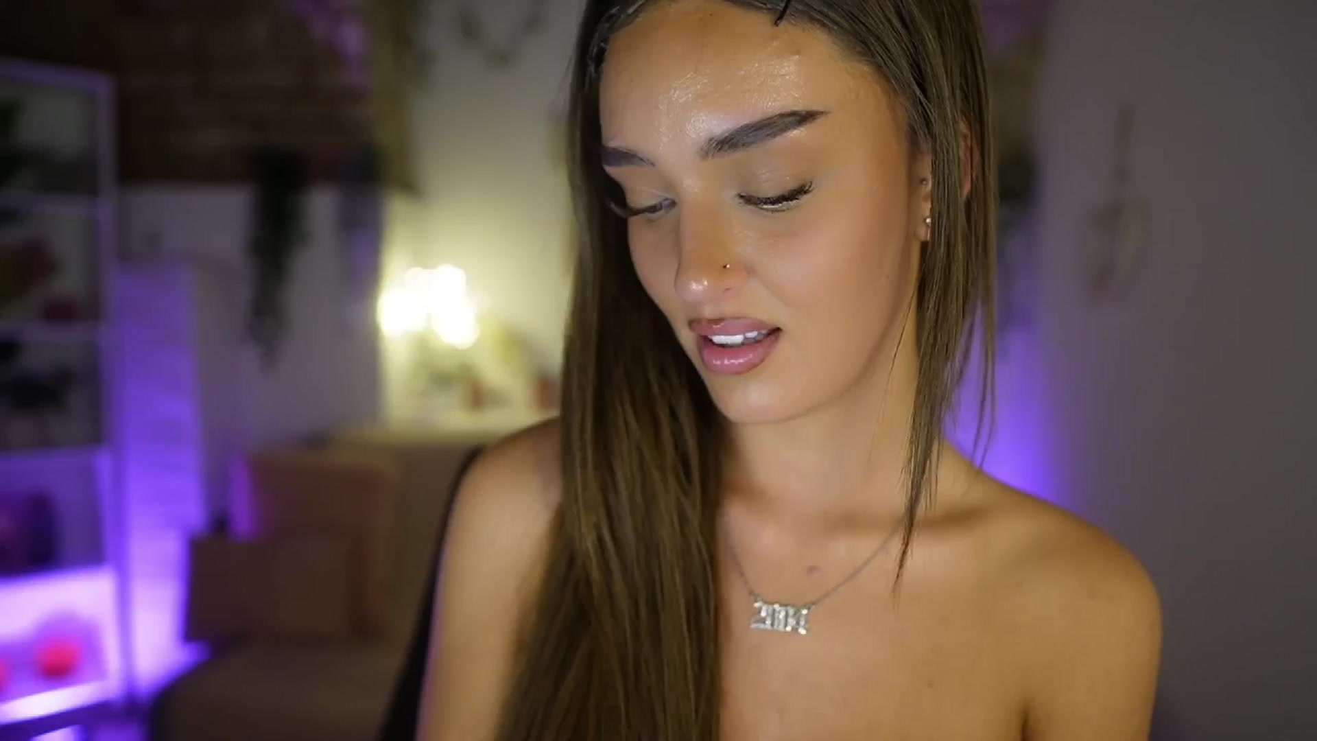 Gallery image thumbnail from Clara_Mia's myfreecams stream on, 06/15/2025, 23:36 image 13 of 20
