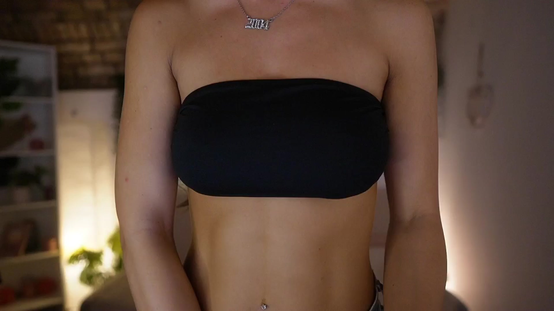 Gallery image thumbnail from Clara_Mia's myfreecams stream on, 07/03/2025, 19:28 image 15 of 20