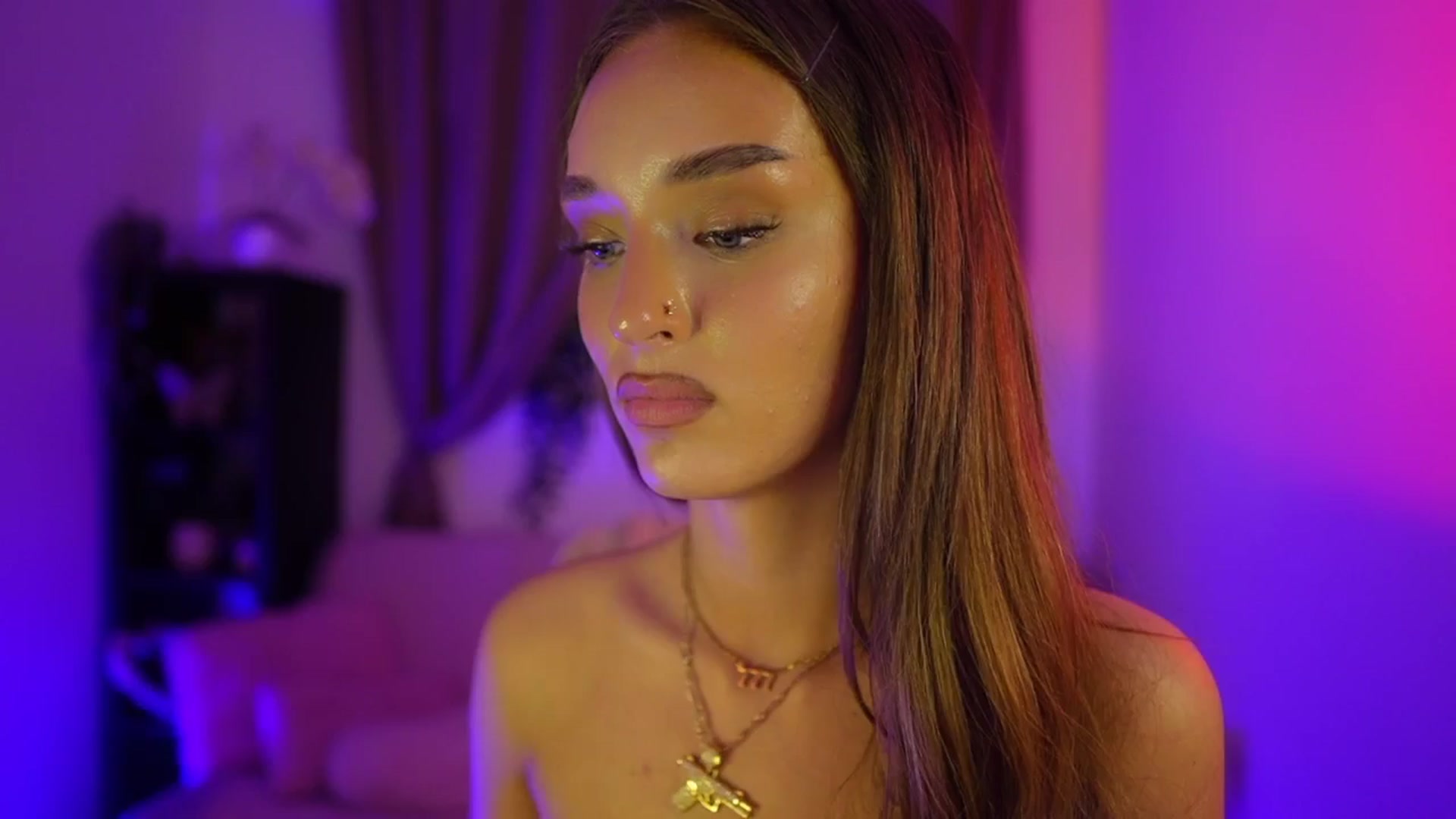 Gallery image thumbnail from Clara_Mia's myfreecams stream on, 09/10/2025, 23:52 image 19 of 20