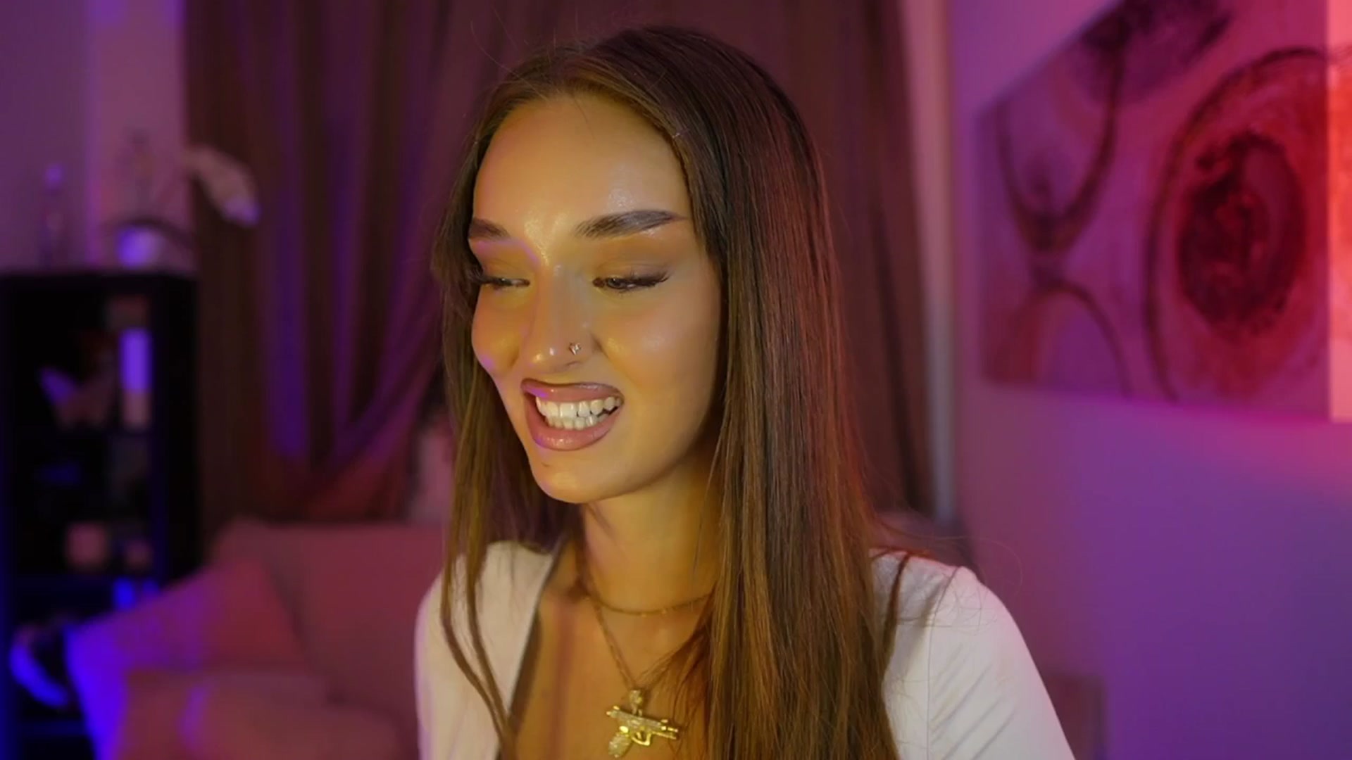 Gallery image thumbnail from Clara_Mia's myfreecams stream on, 09/14/2025, 19:19 image 19 of 20