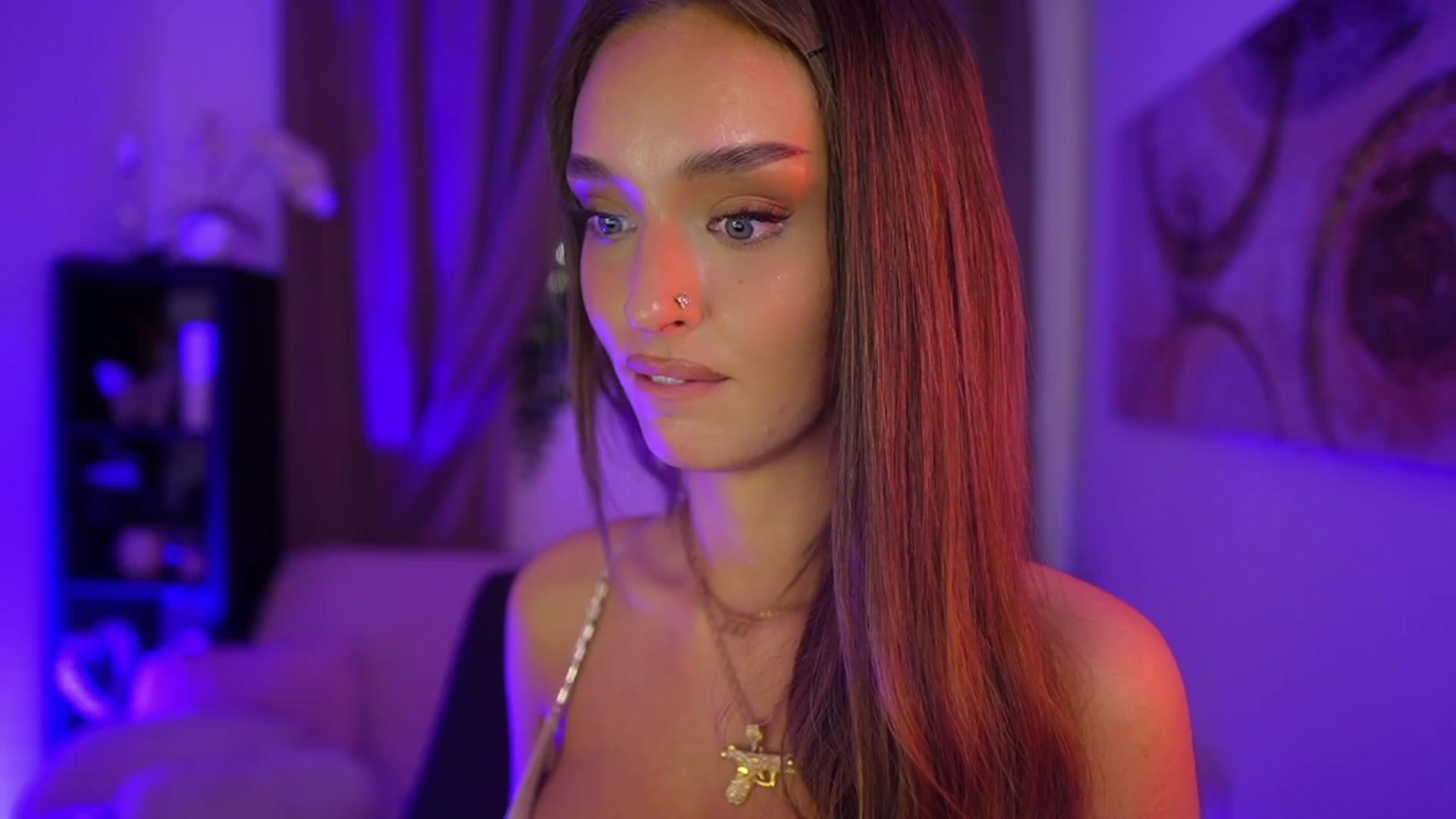 Gallery image thumbnail from Clara_Mia's myfreecams stream on, 09/21/2025, 22:10 image 20 of 20