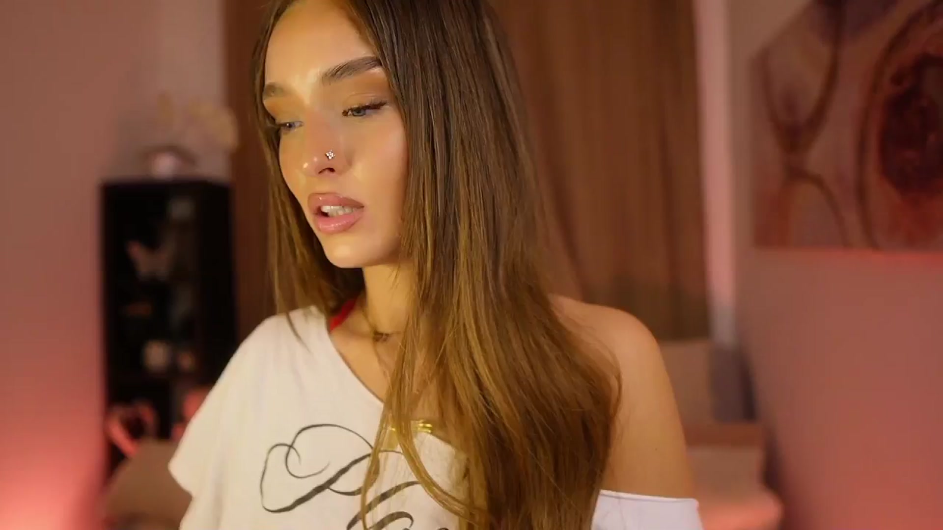 Gallery image thumbnail from Clara_Mia's myfreecams stream on, 09/26/2025, 18:50 image 9 of 20